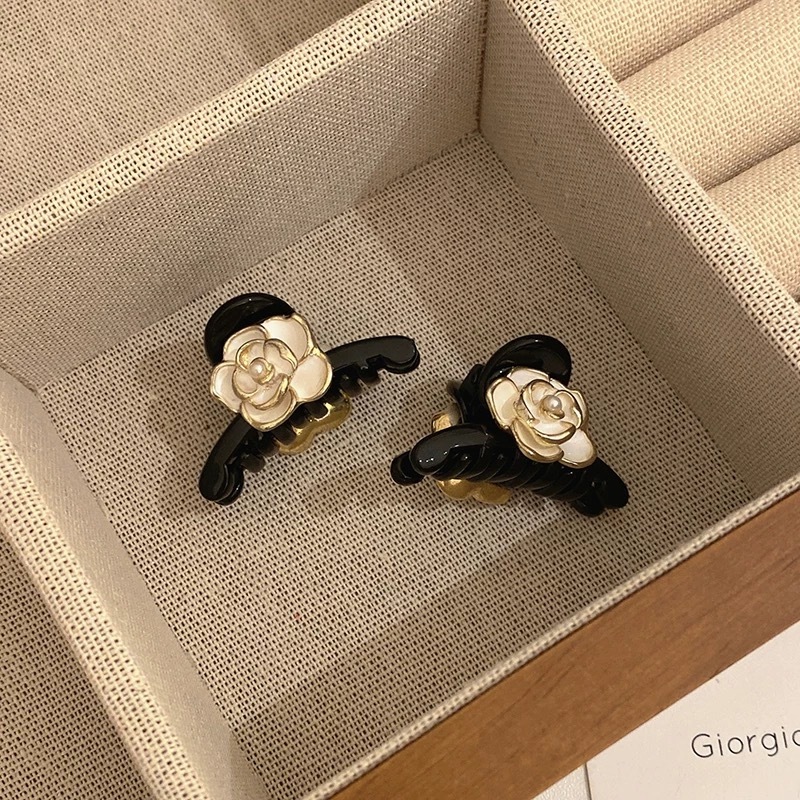 [4 FOR RM10] Camellia Mini Hair Claw