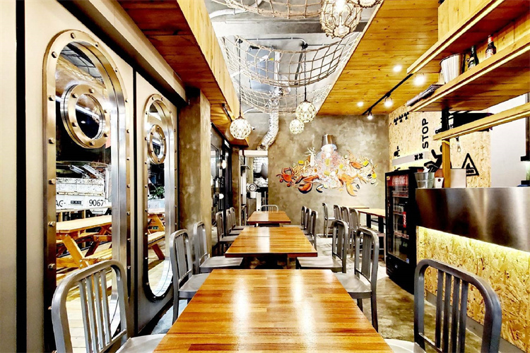 蝦桶 手抓海鮮 餐廳座位照