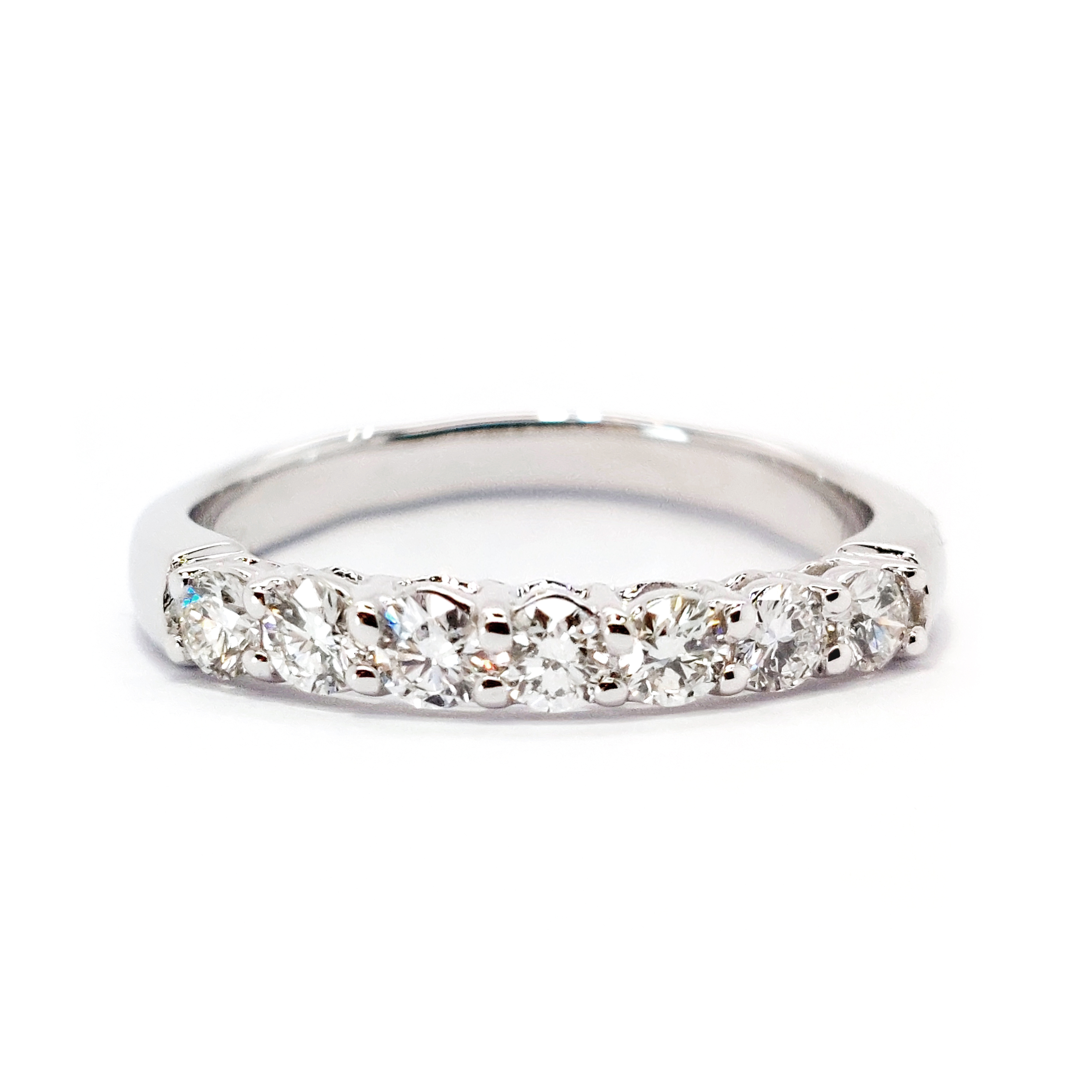 18K白金天然鑽石戒指