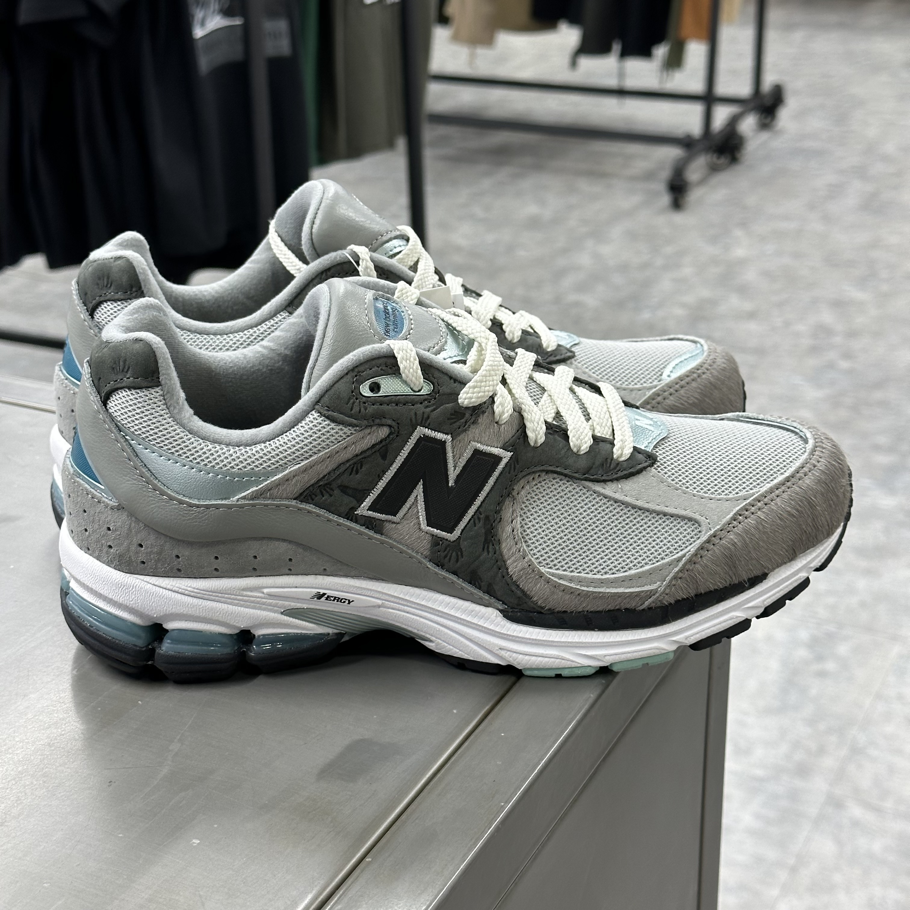 atmos x New Balance M2002RAT