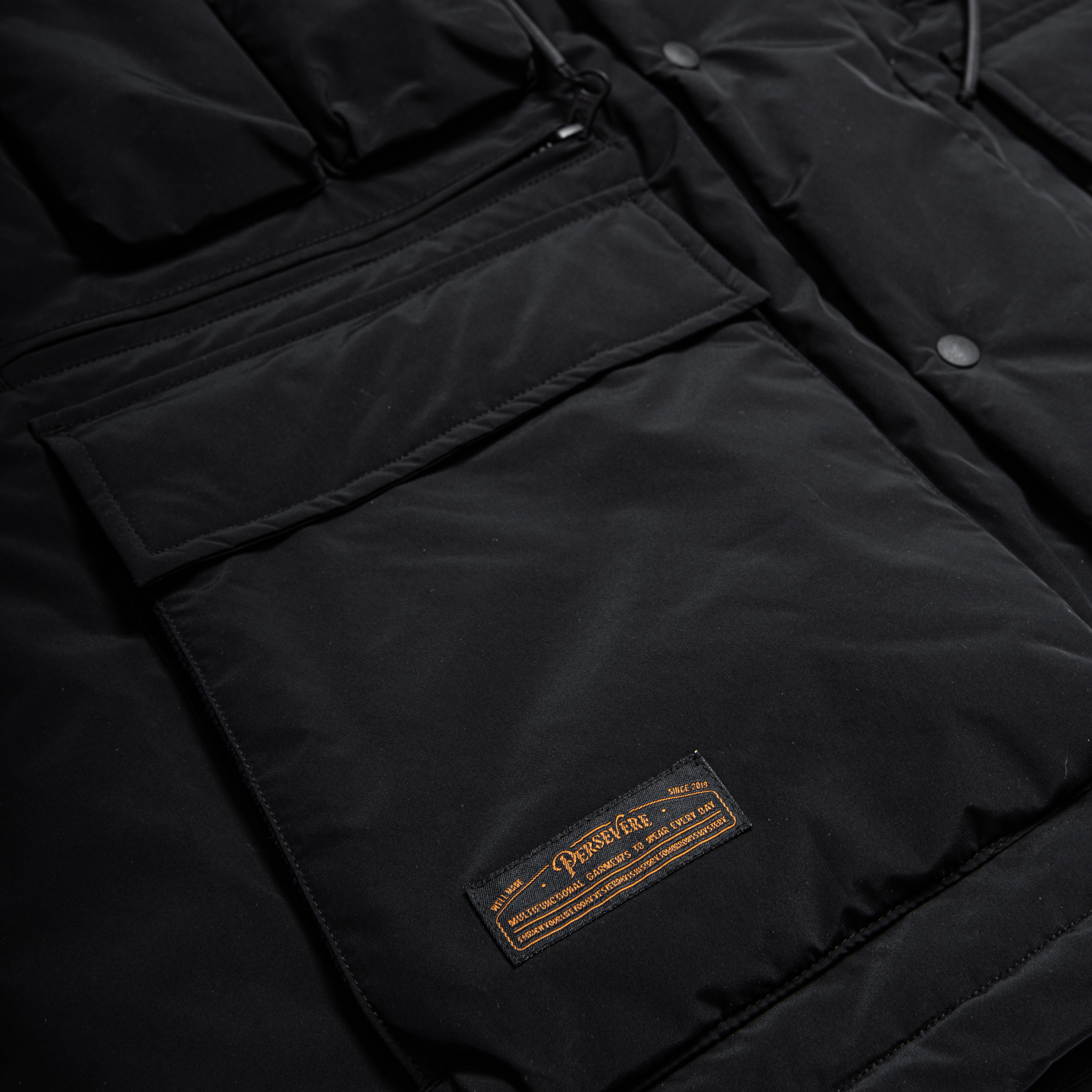 PERSEVERE MULTI-POCKET PADDED JACKET - BLACK