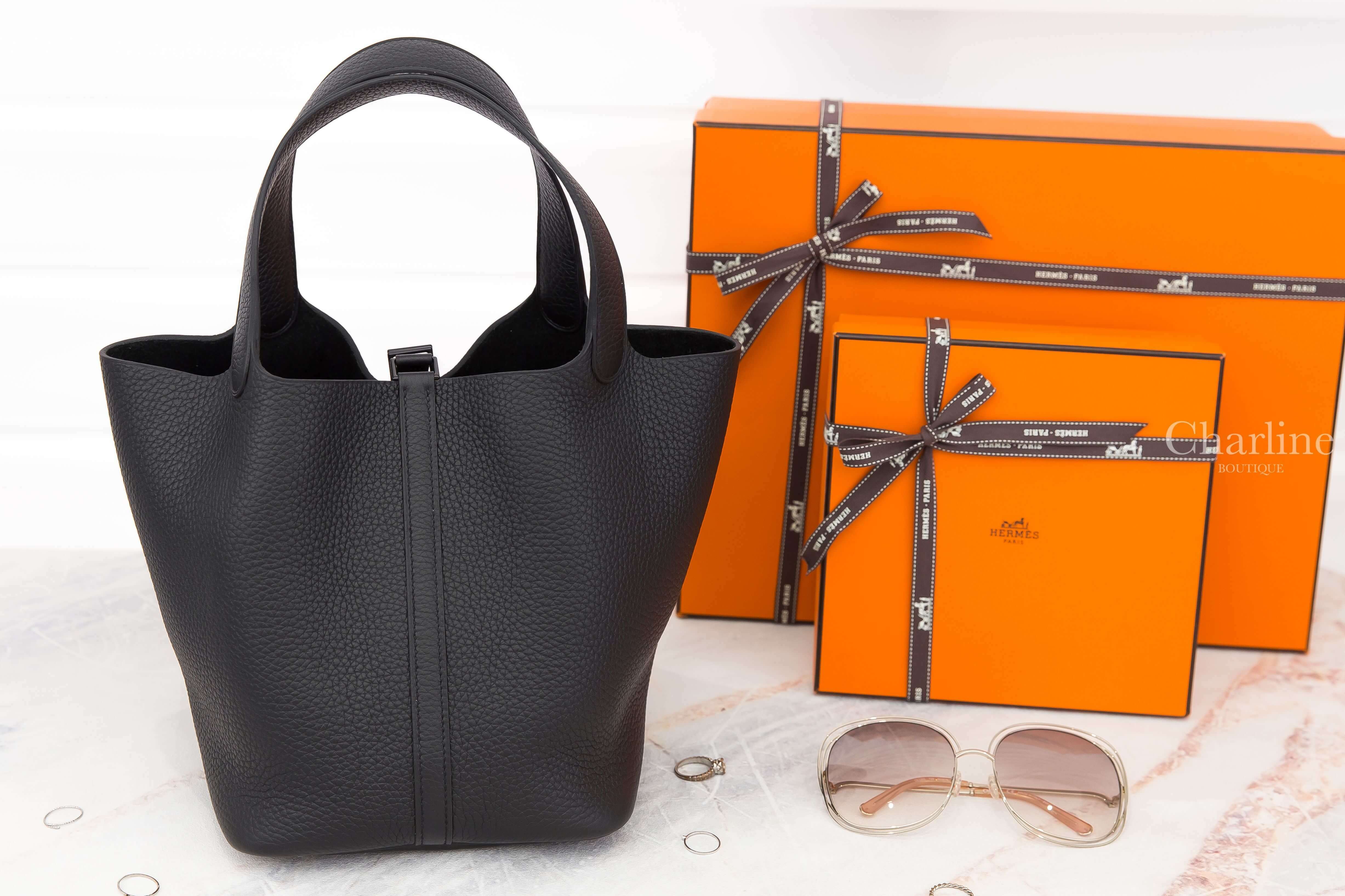 Hermès Picotin Lock 22cm 89 Noir Monochrome Taurillon Clemence U刻黑色黑釦中型提把水桶包-Charline Boutique 精品代購