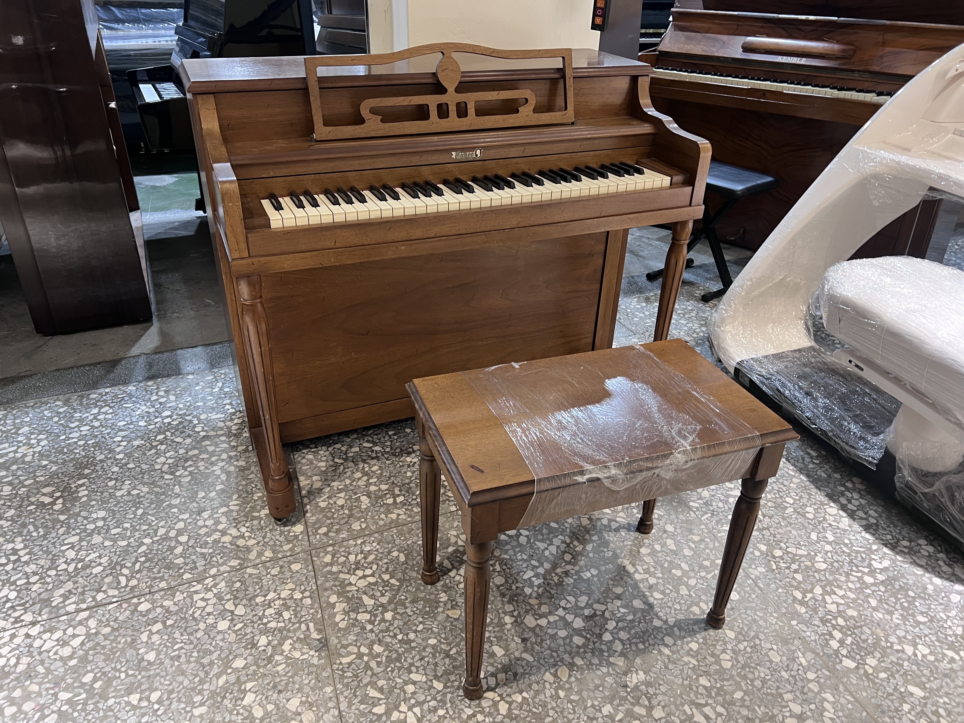 （已售出）感謝蕭小姐 訂購WURLITZZER復古鋼琴及CAMEO小鋼琴 漢麟樂器