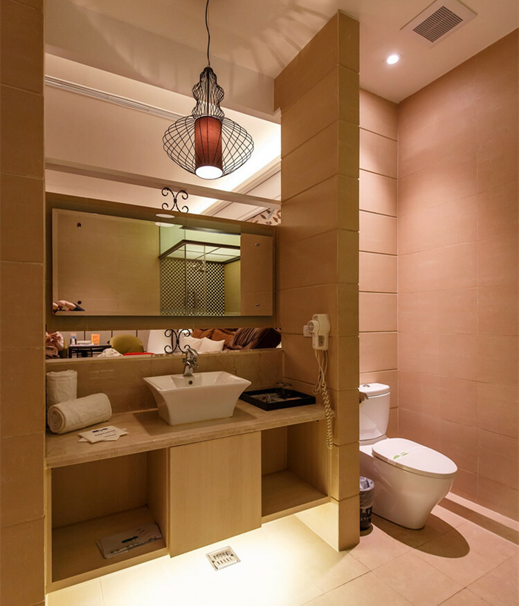 麗登精品汽車旅館 經典房廁所