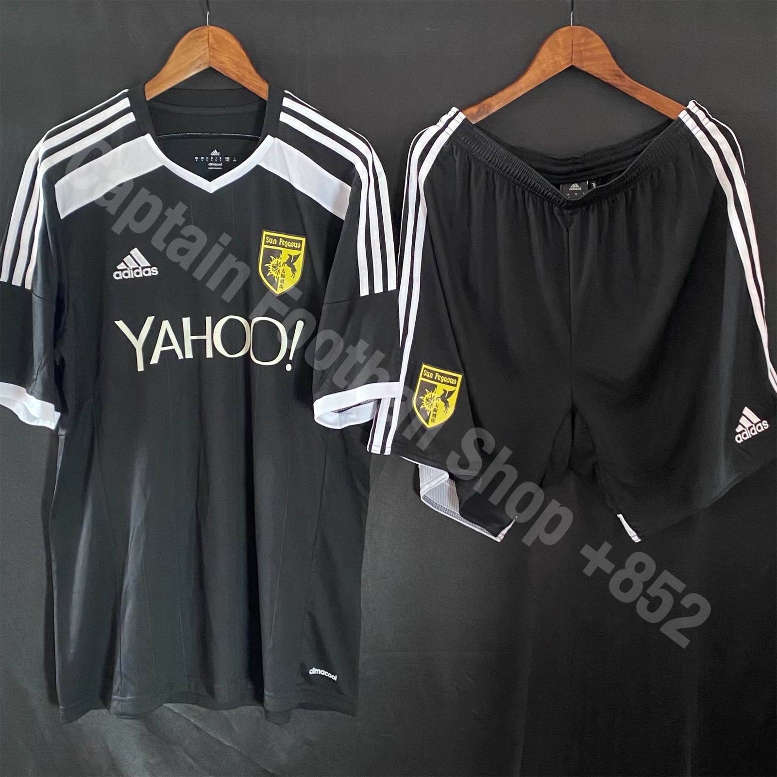 Sun Pegasus FC 2014-2015 Adidas ‘Yahoo’ Away game shirt and shorts