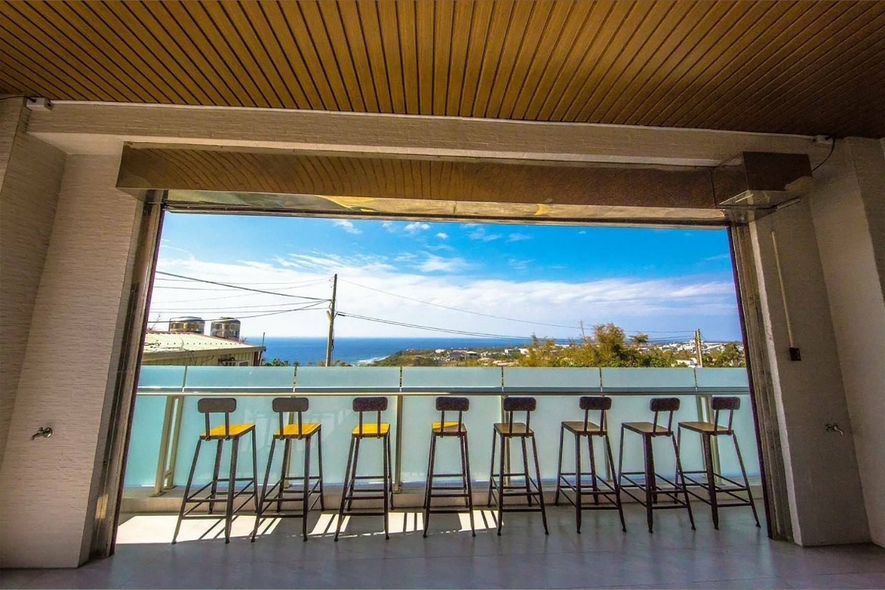 小琉球南海之醉旅店眺海