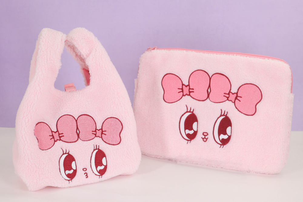エスターバニー台湾限定Esther bunny 14インチ パソコンケース murmur furry コンピューターバッグ (14インチ)│Esther bunny
