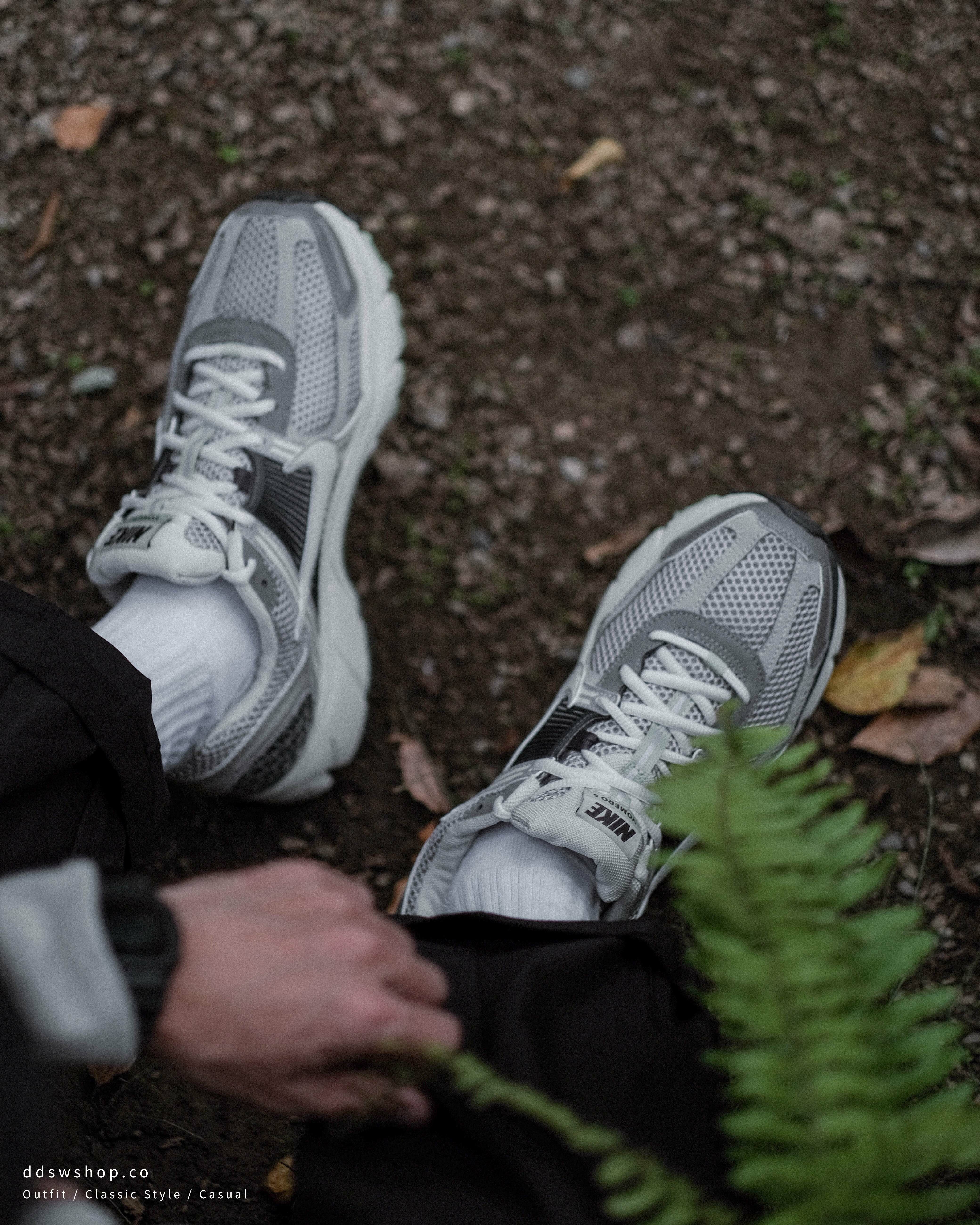 Nike Zoom Vomero 5 “Cobblestone” 復古 機能 灰 淡綠 FB8825-001