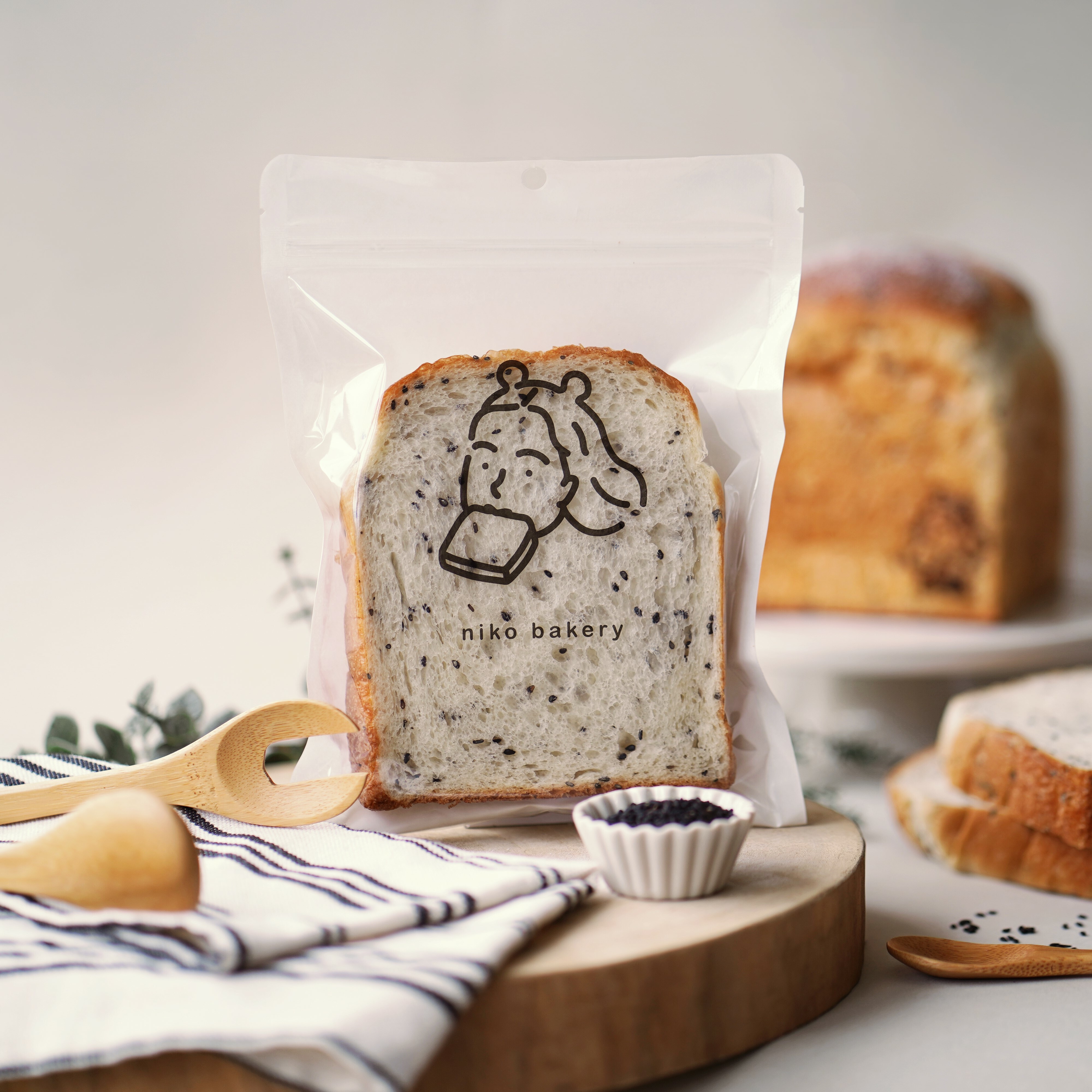 【 蜂蜜芝麻生吐司 單片獨享包 】