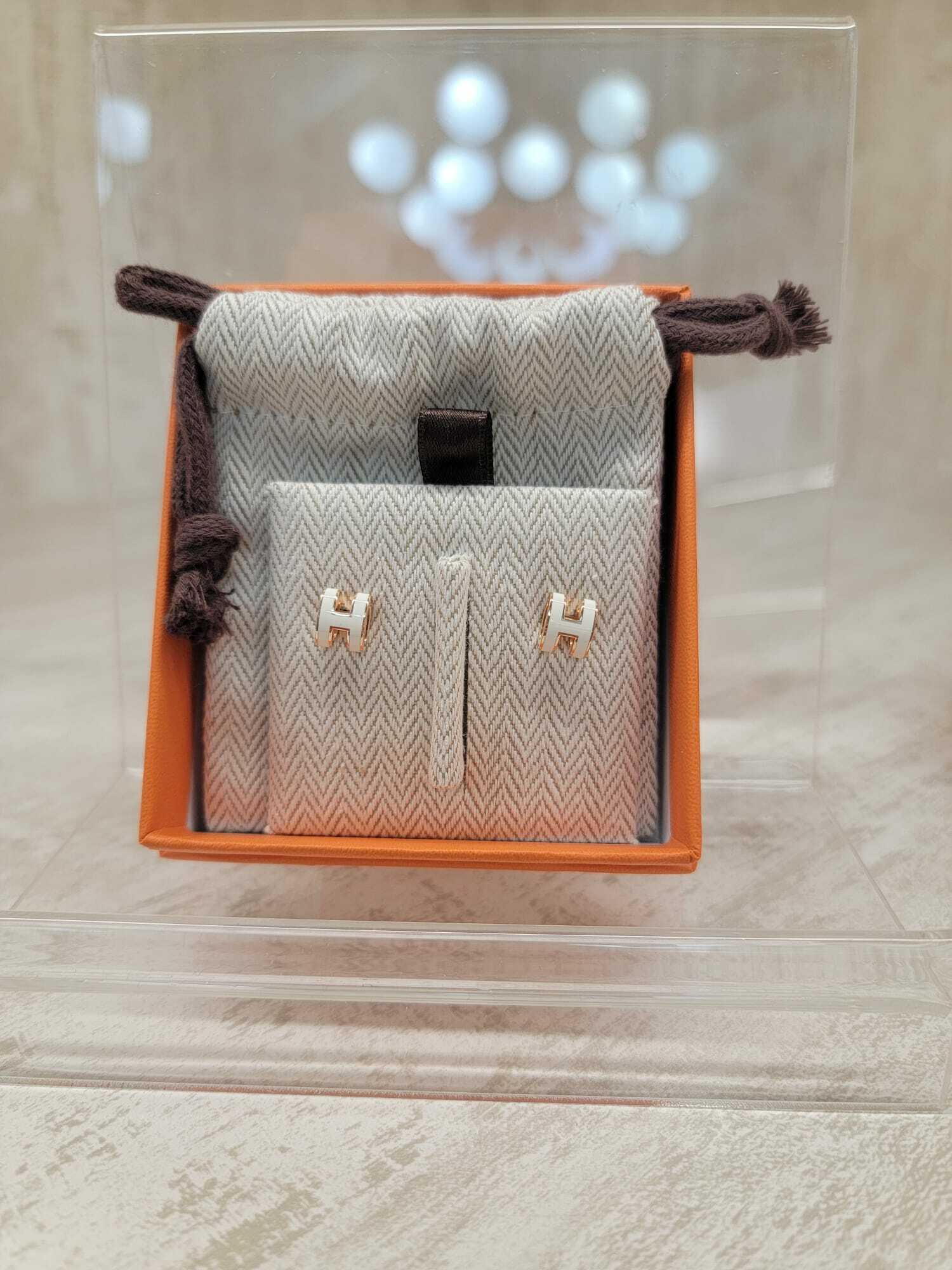 Hermes mini pop H earrings blanc F 耳環 白 金