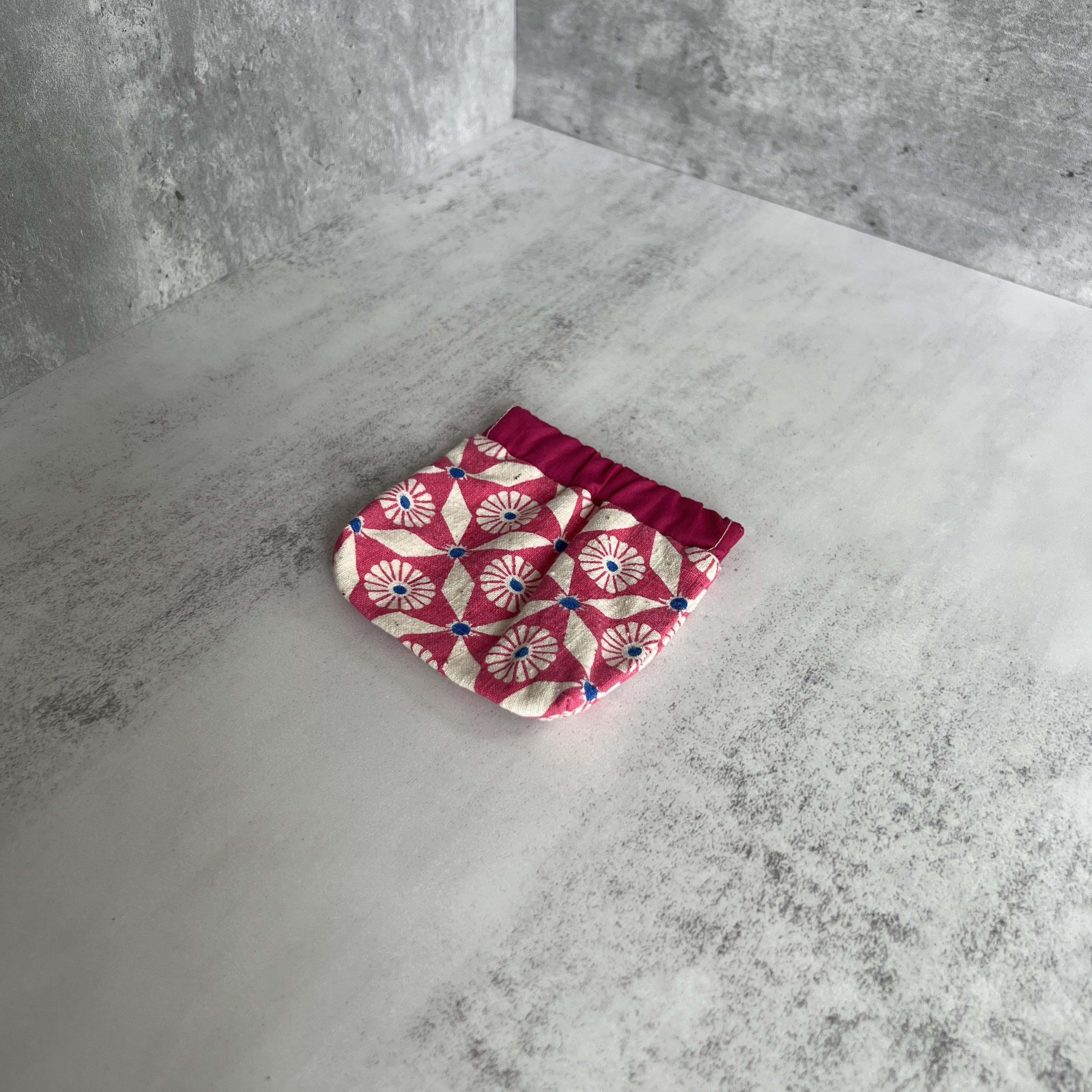 彈口快取小錢包（粉紅色圖案）