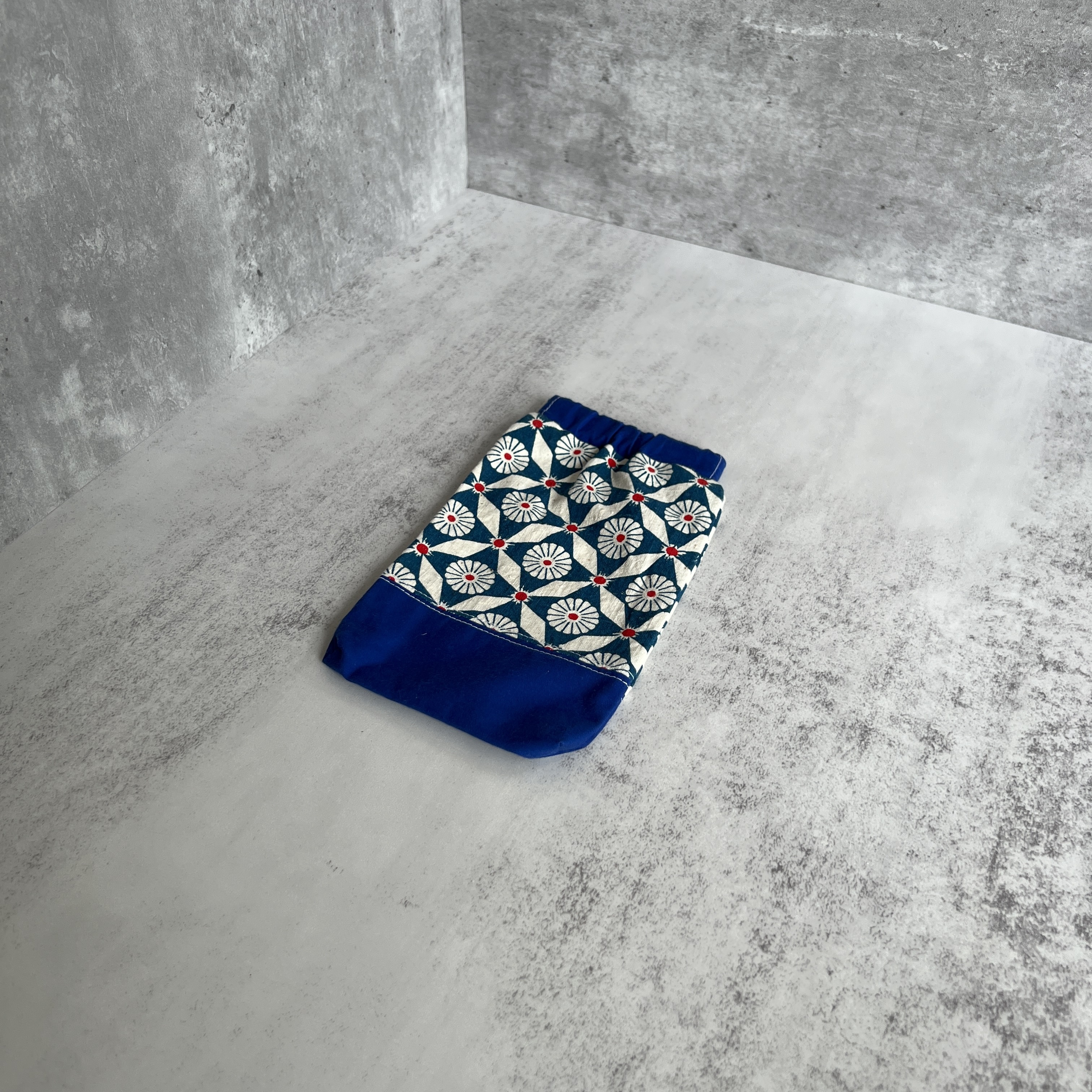 彈口快取筆袋（藍花藍）