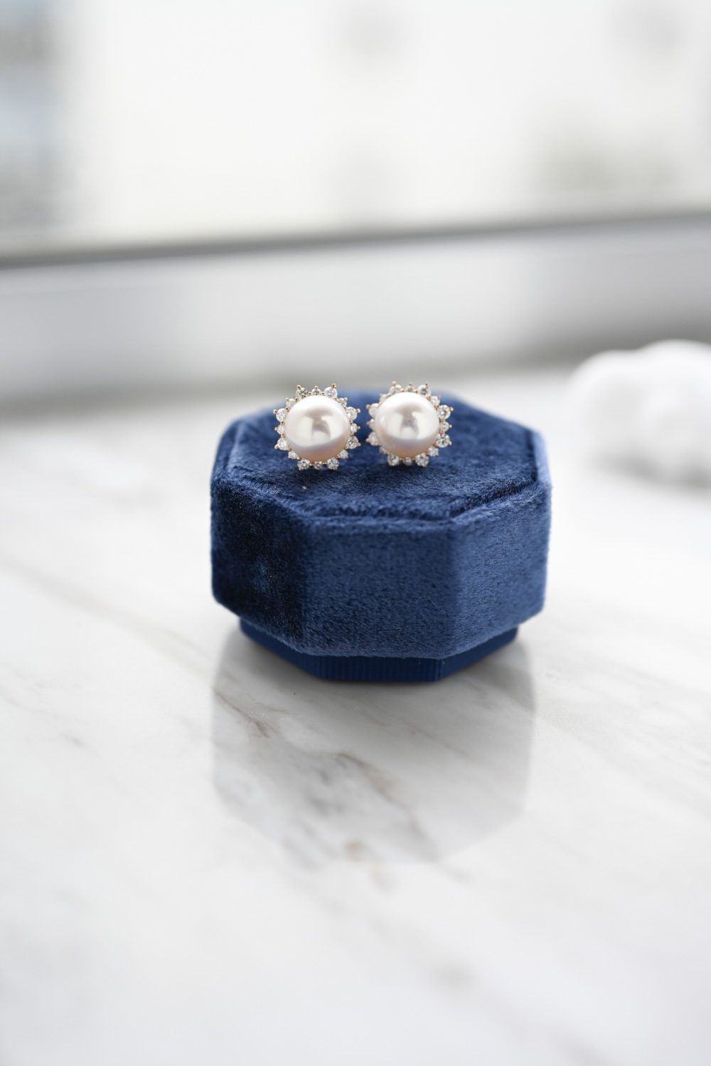 18K Snowflake Akoya Pearl Diamond Earring