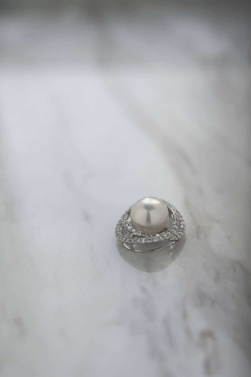 18K Akoya Pearl 9mm Diamond Pendant