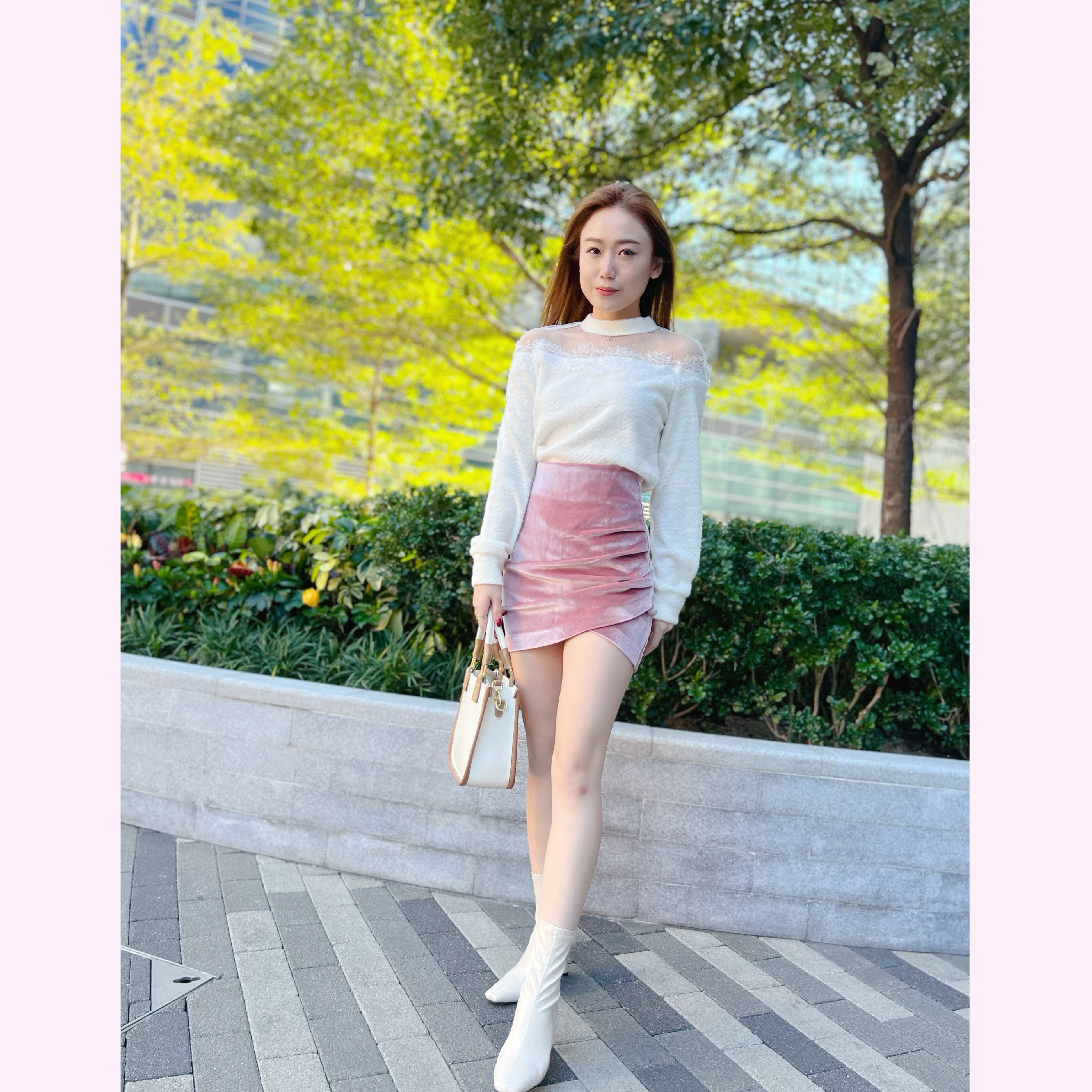 TP23W0124 毛毛高領拼紗Lace上身