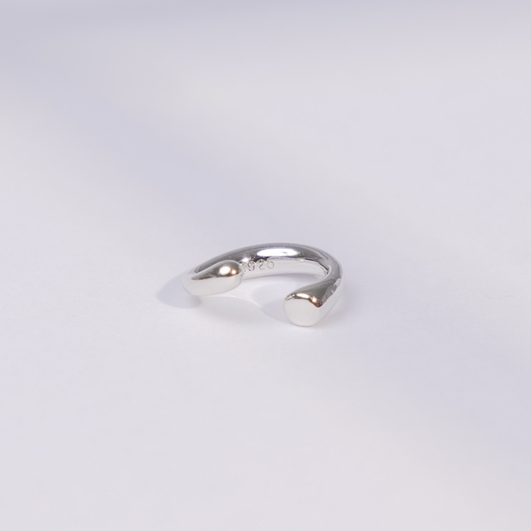 E134 日晨 ｜純銀耳骨夾