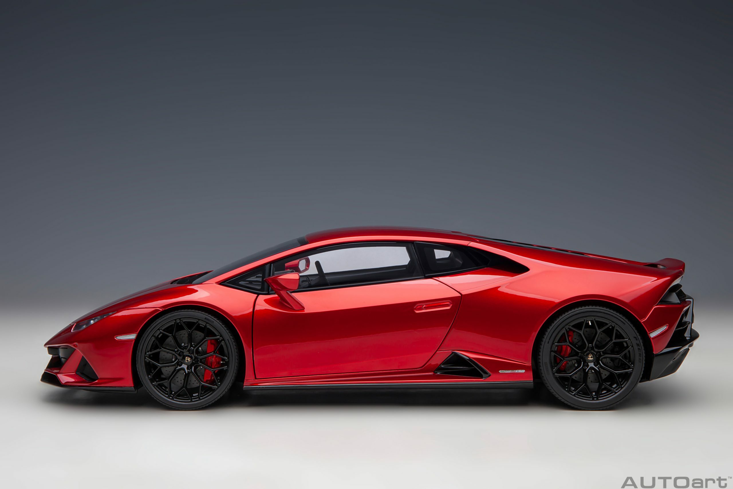 1/18 AUTOART Lamborghini Huracan Evo (Rosso Bia) (79213)