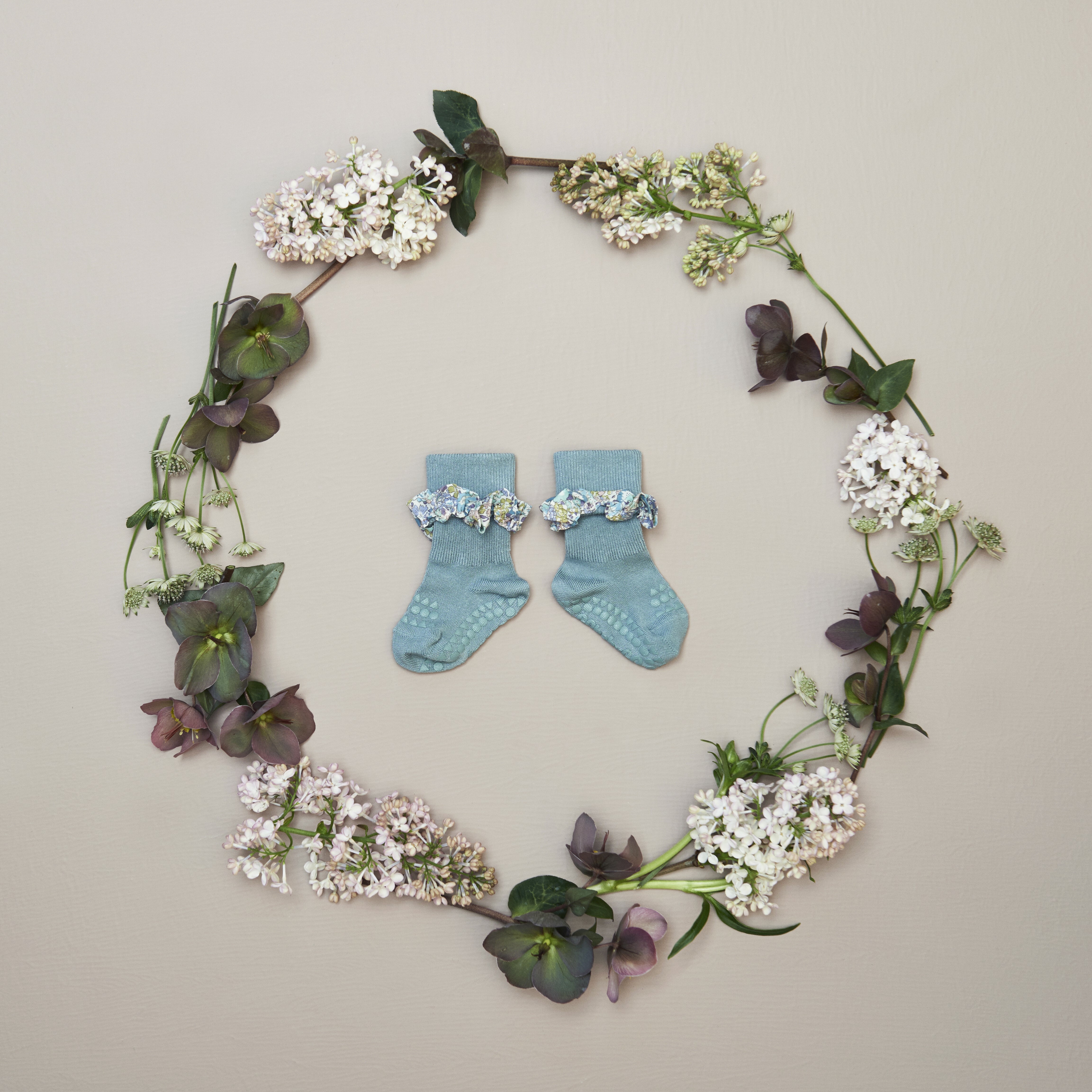 丹麥GoBabyGo 花布竹纖維防滑襪 - Dusty Blue x Liberty