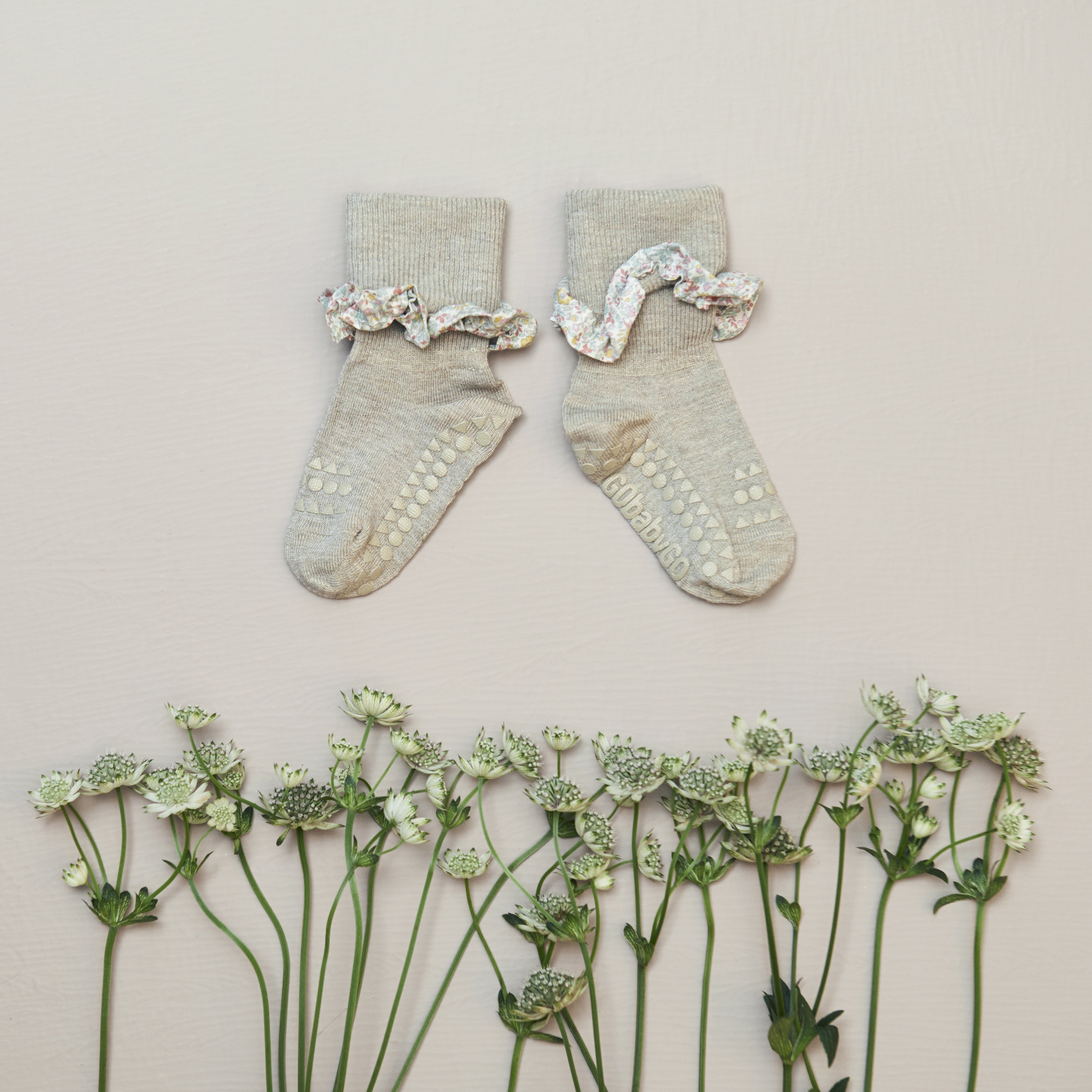 丹麥GoBabyGo 花布竹纖維防滑襪 - Sand x Liberty