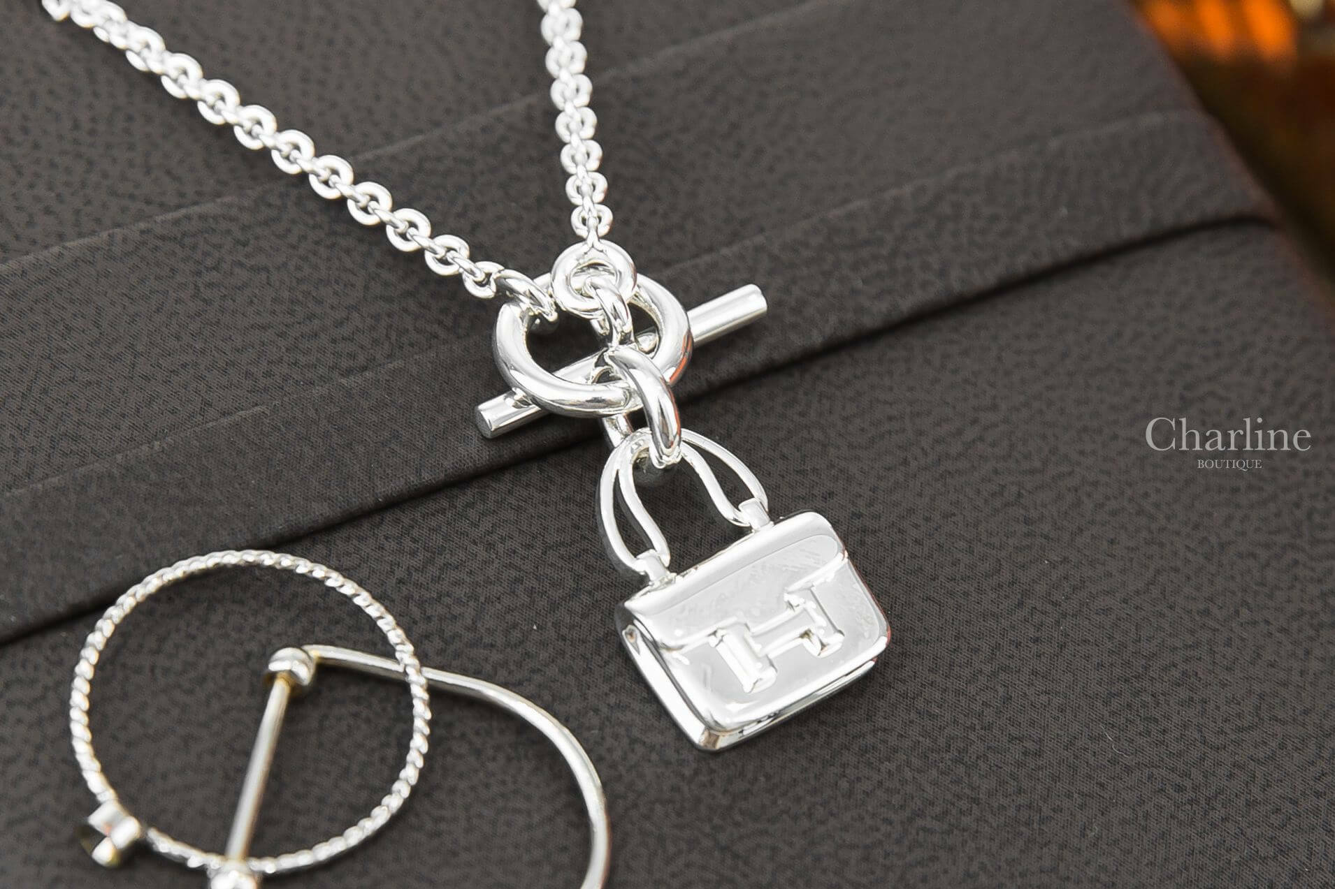 Hermès Amulettes Constance Pendant 銀色康康包銀飾墜飾項鍊