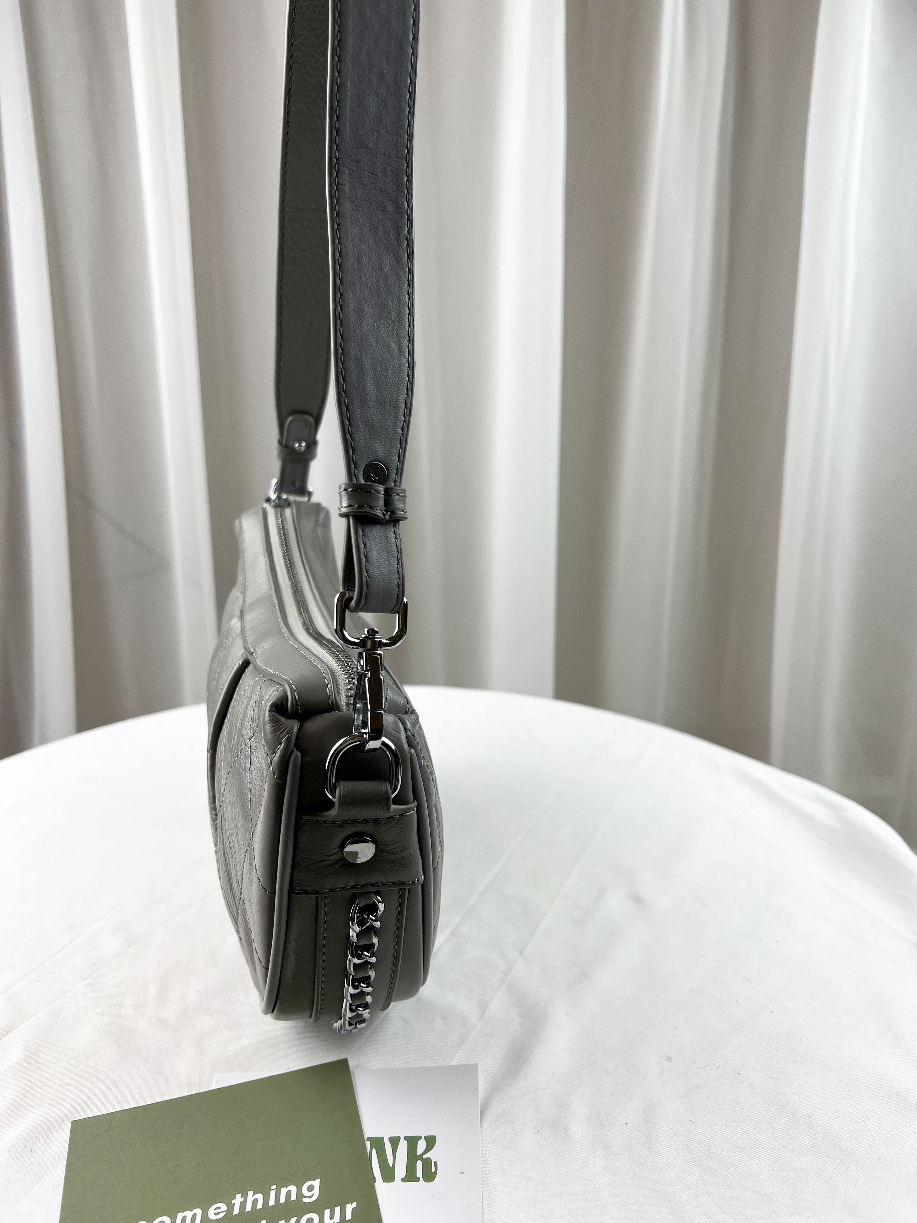 大象灰 真皮牛皮肩背包 / 側背包  #SM-2046