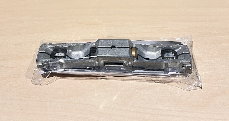 鐵支路 NR1002-27  E200動力車身組  (含動力及燈光, 不含轉向架)