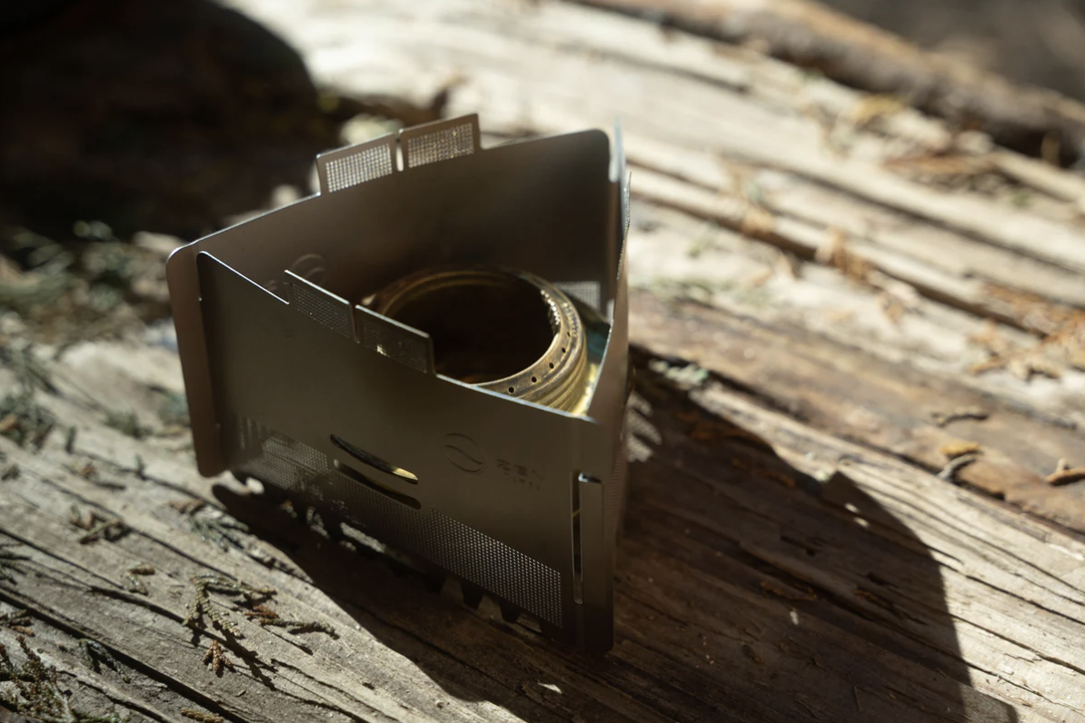Zen Camps windscreen and holder for alcohol stove and solid fuel 酒精爐風檔座