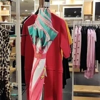 [S] MOSCHINO LONG HANDLE UMBRELLA,PINK MULTI,9999000017129 (SM411)