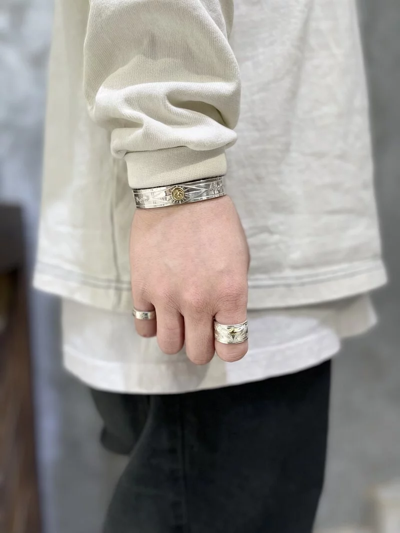 Karakusa K18 Guardian Eagle (Square) Bangle