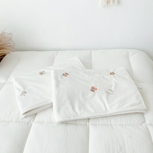 (現貨) DTD暖笠笠細柔雪絨毯