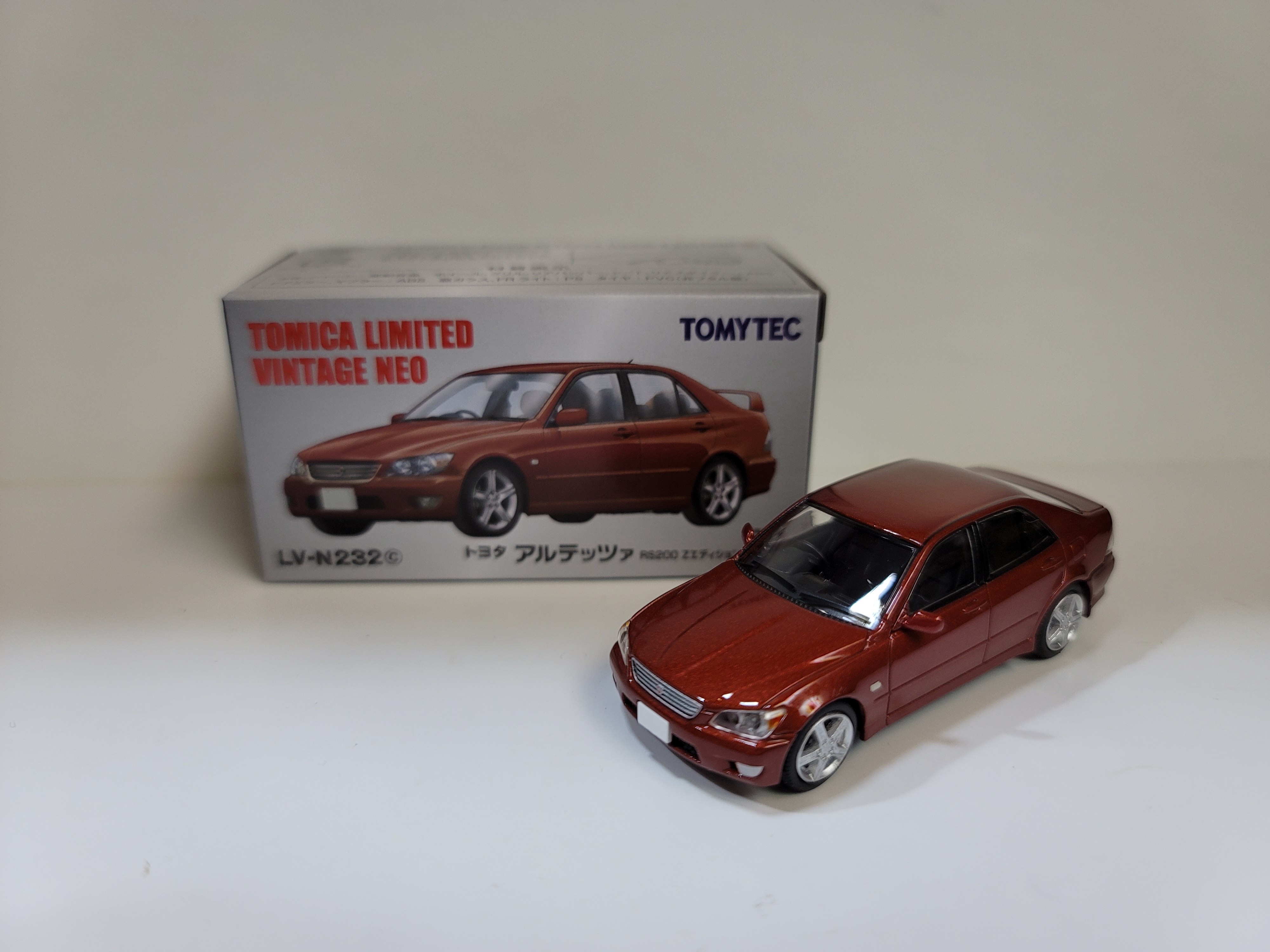 TOMYTECミニカー TOMYTEC トミカリミテッドヴィンテージネオ LV-N232c トヨタ