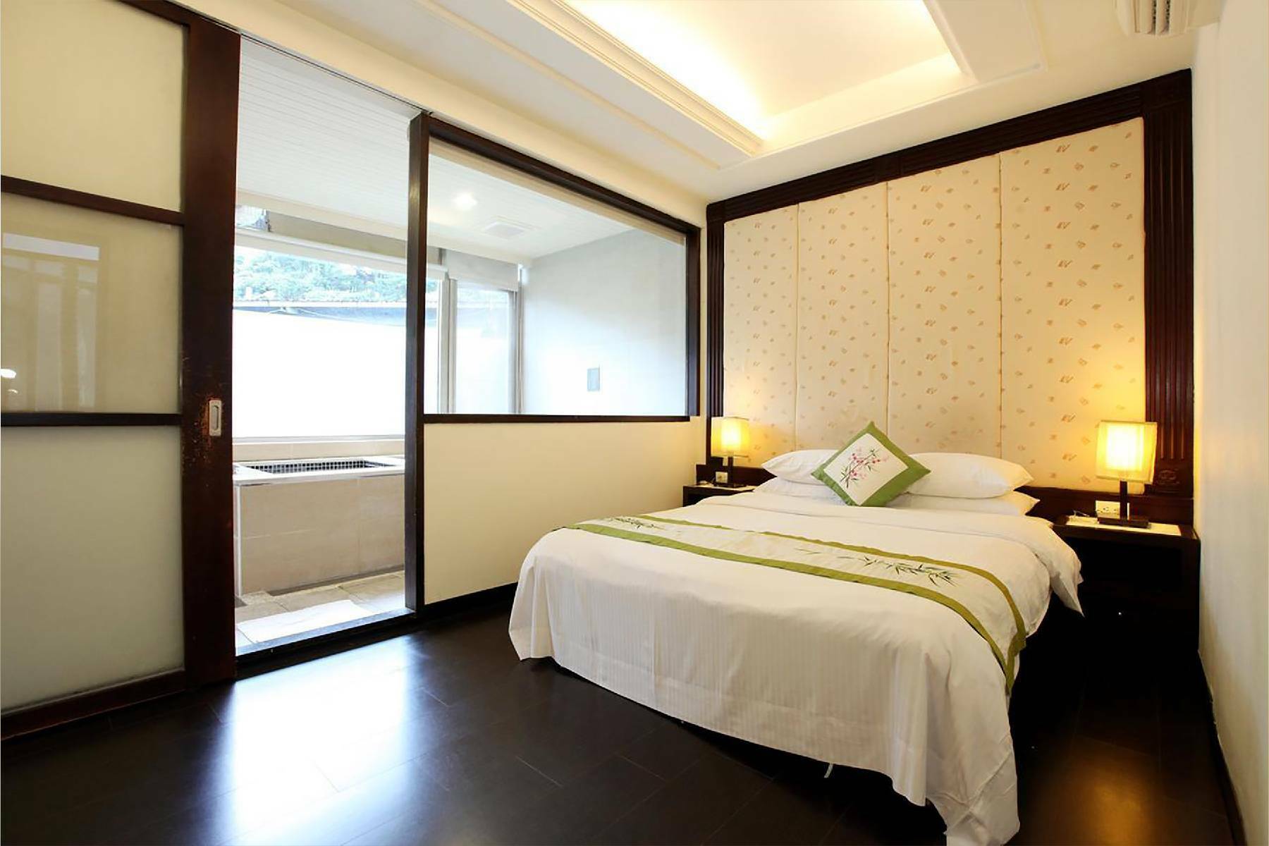 烏來泡湯湯屋｜山水妍烏來館房型