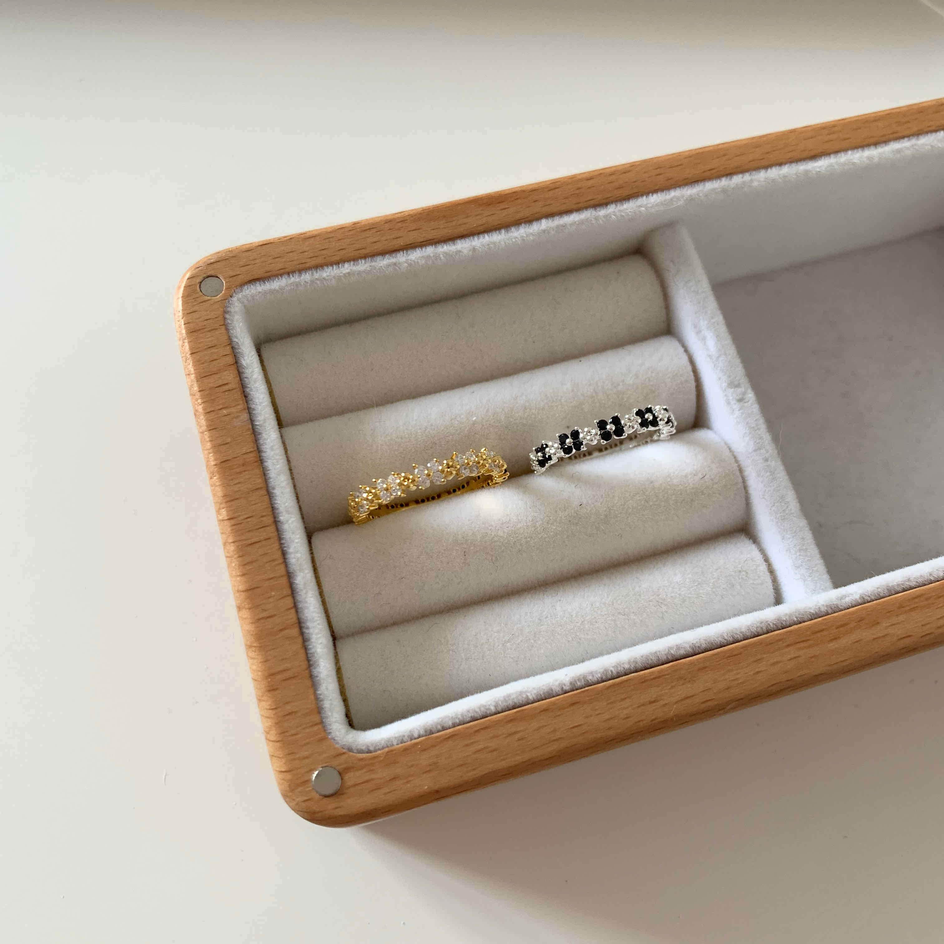 🇰🇷925 silver 黑白小花戒指｜2 color