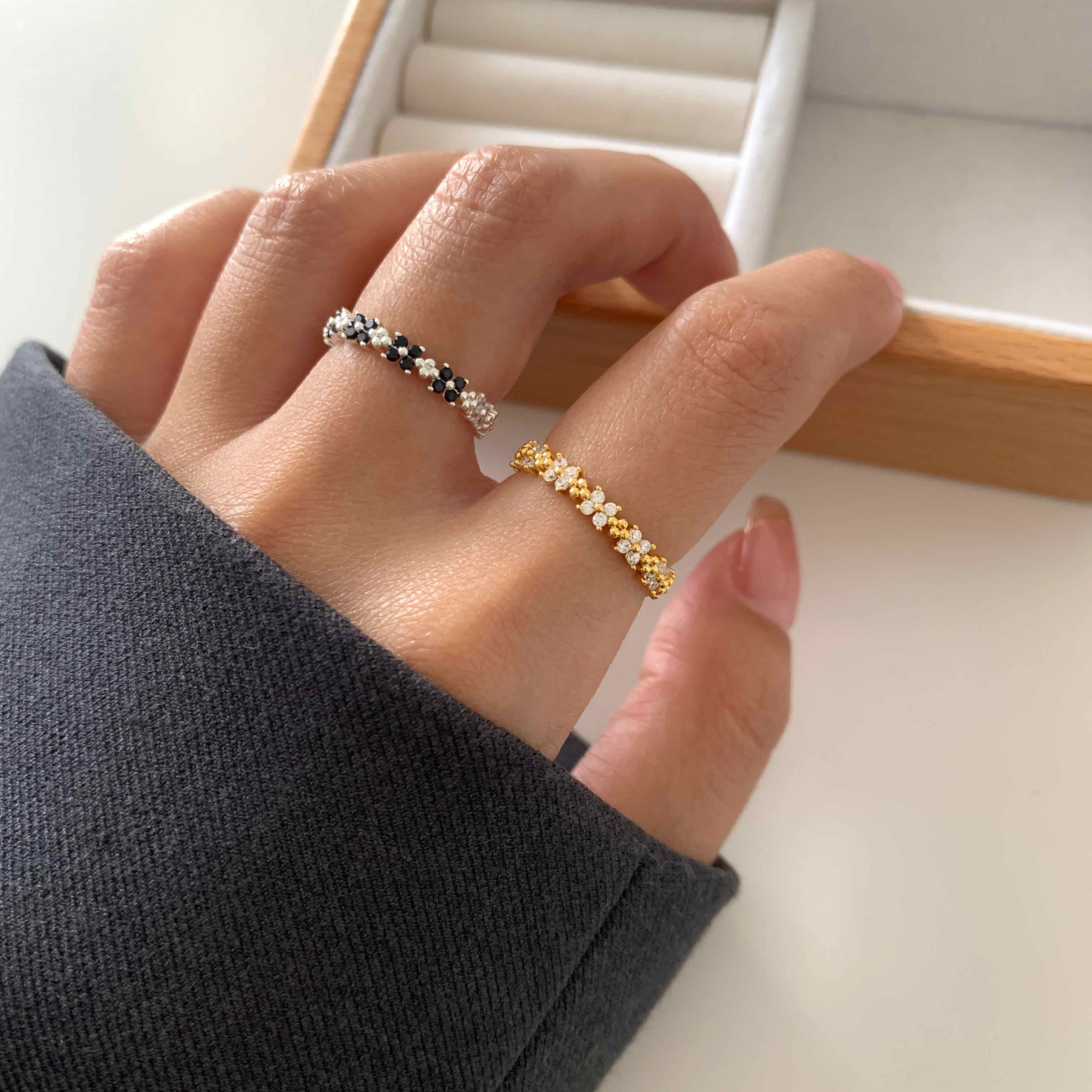🇰🇷925 silver 黑白小花戒指｜2 color
