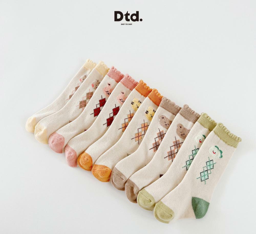 (現貨) DTD 菱格襪仔