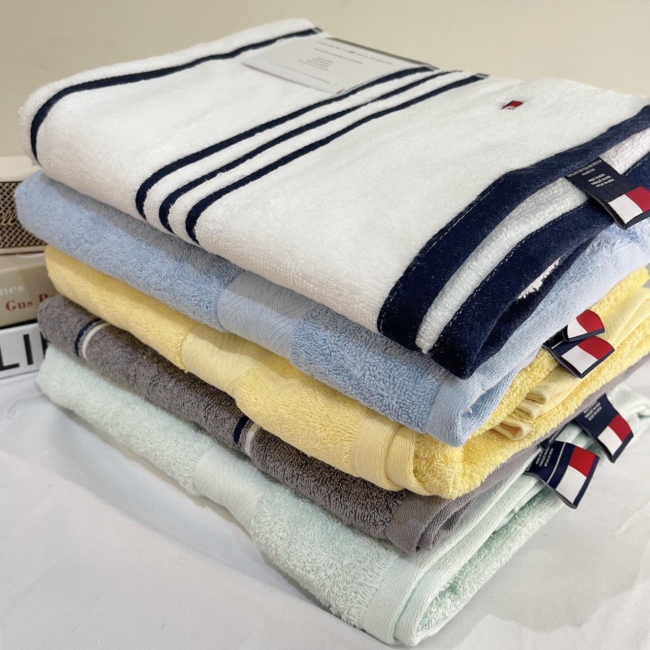 Tommy Hilfiger 刺綉小logo 素色 條紋 純棉浴巾