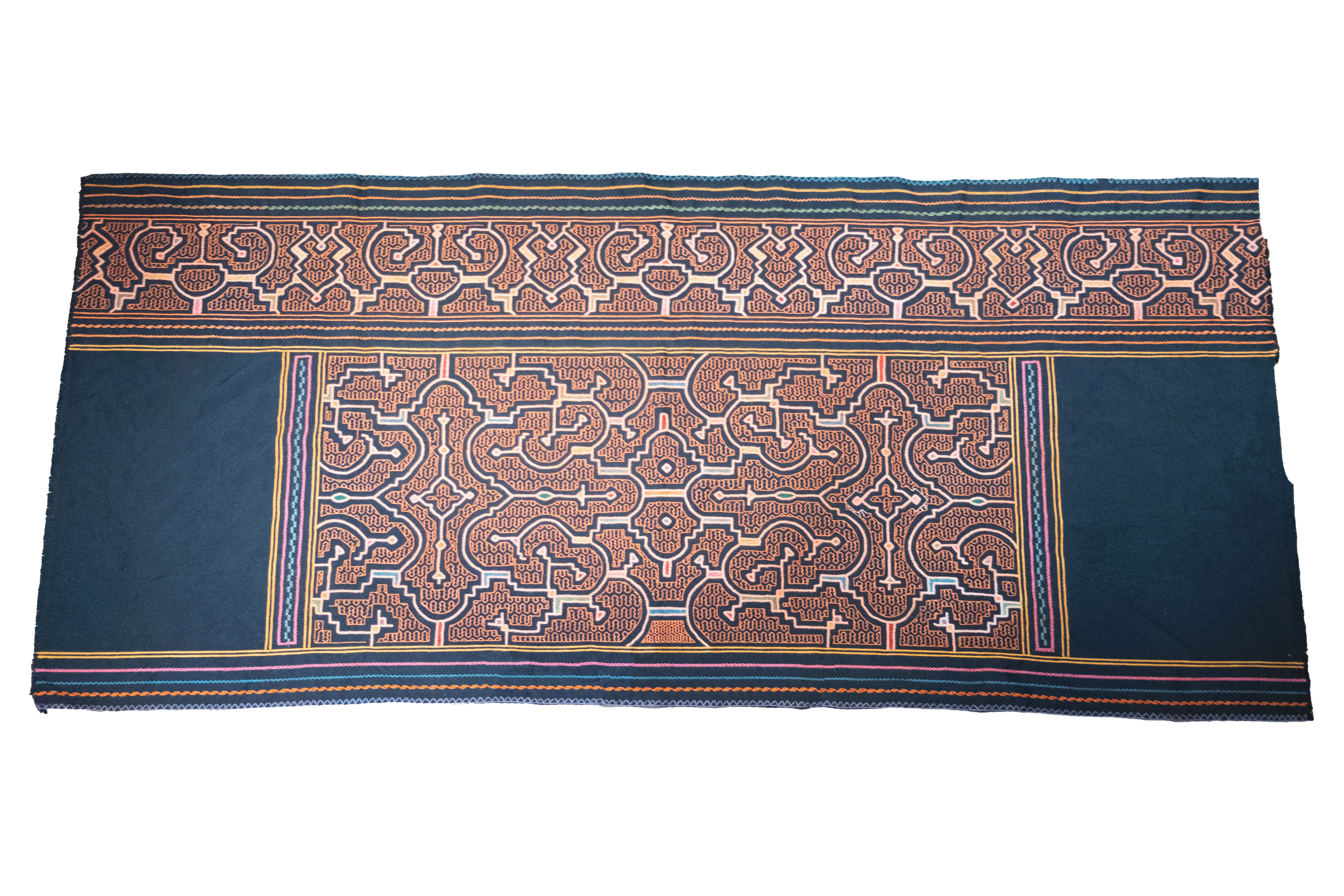 亞馬遜Shipibo族｜刺繡掛布 - 迷宮｜秘魯