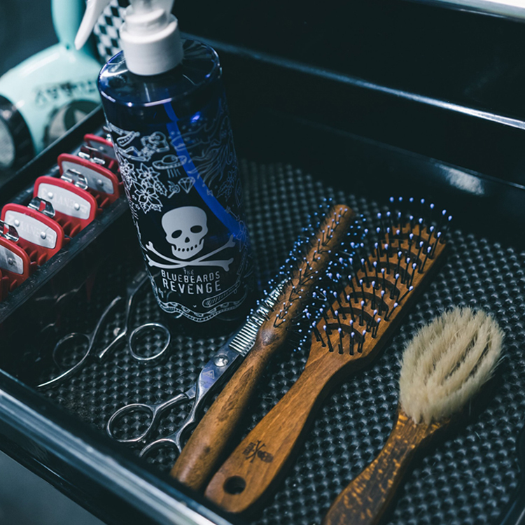 英國 Bluebeards - 藍鬍子 專業圓梳（防靜電捲梳）