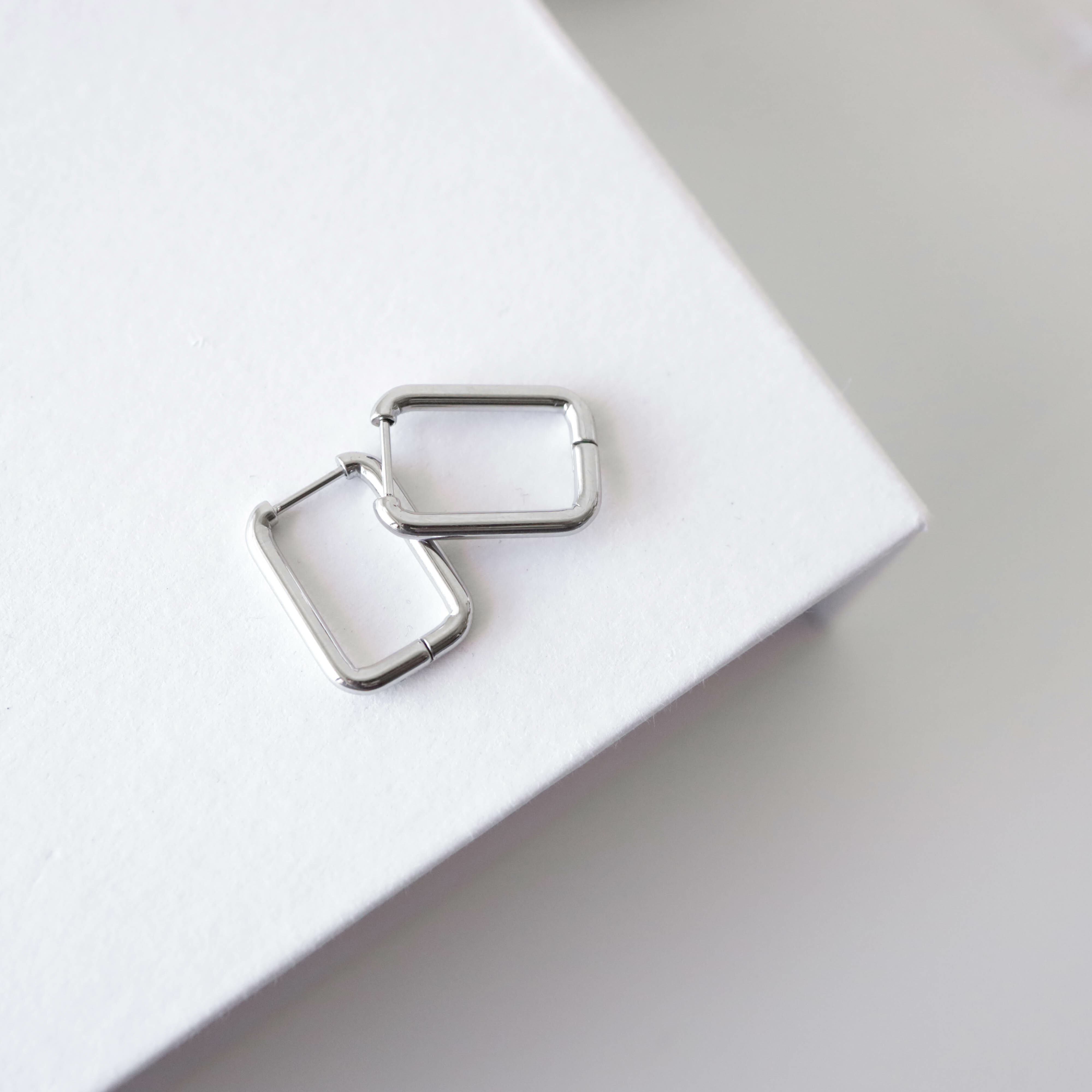 不怕水長方形鋼耳圈