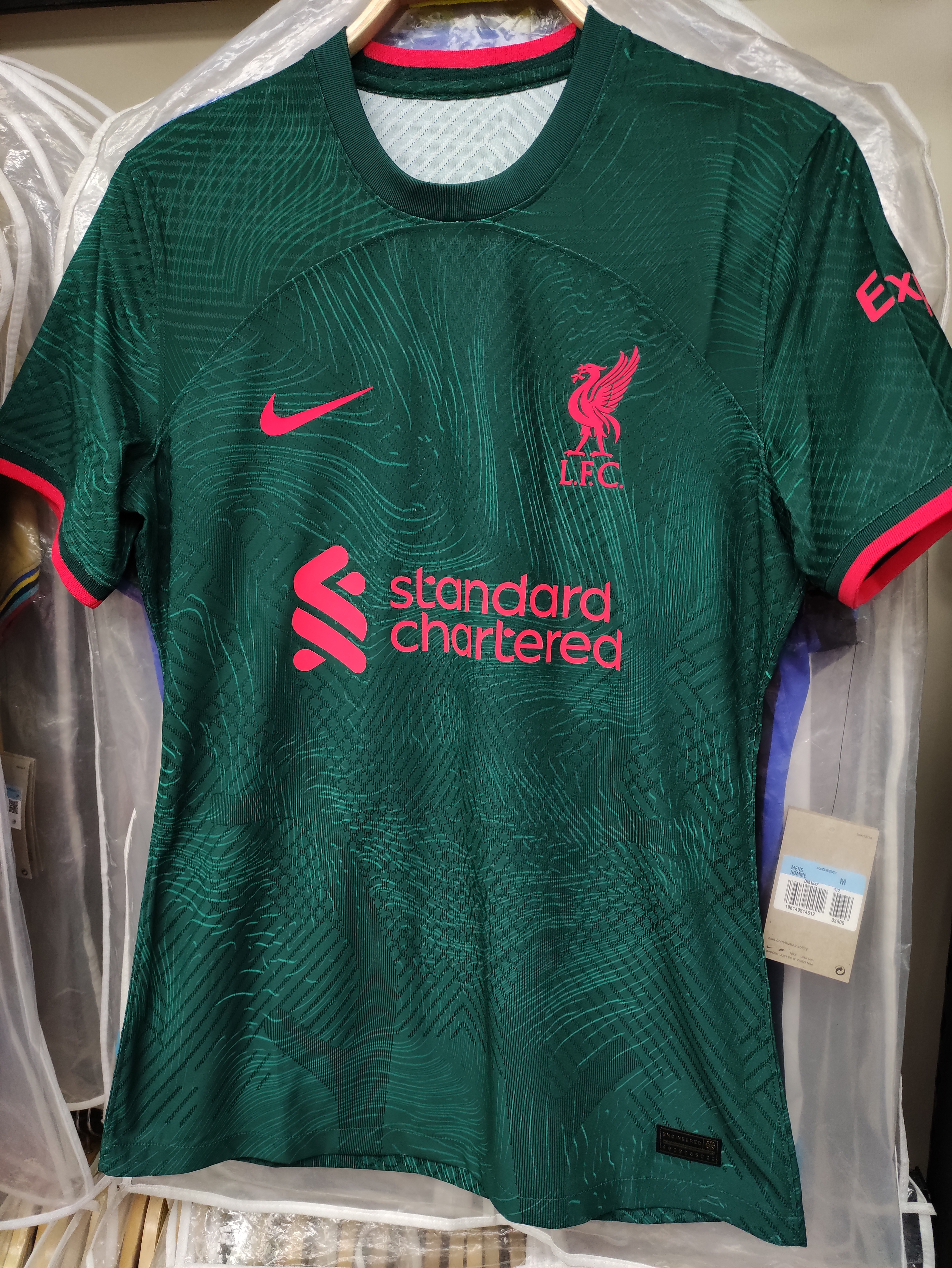 22-23利物浦二客更衣室球員版球衣