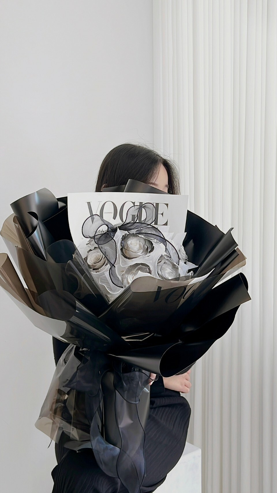 永生玫瑰花束-黑天鵝