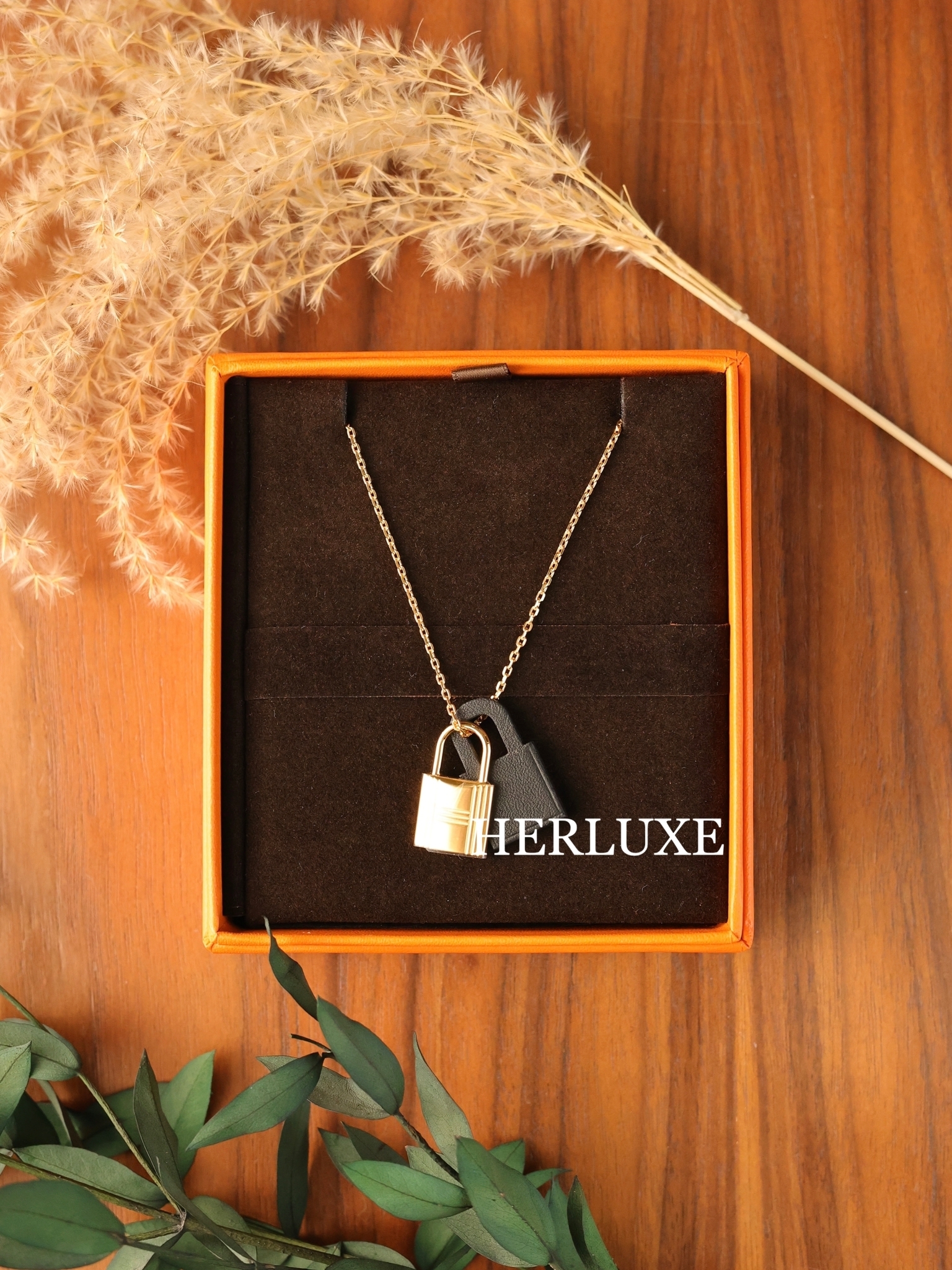 O'Kelly necklace 89 noir CC