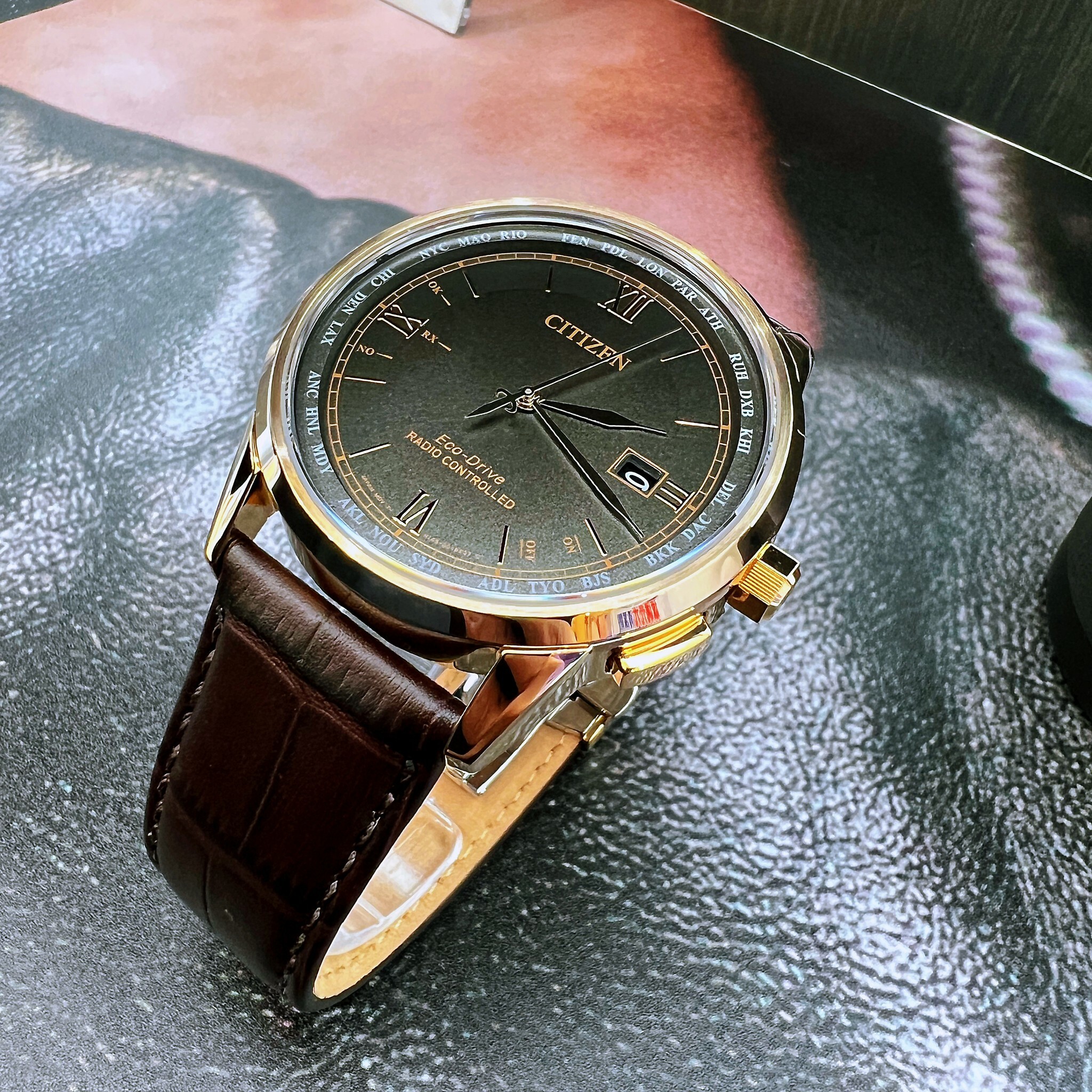 【CITIZEN】CB0158-10H(咖啡色) 42.7mm Modern Watch