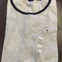 [S] TOMMY HILFIGER WOMEN'S COLOR MATCHING ROUND NECK FLAG COTTON SHORT SLEEVE T-SHIRT,GREY, 76J2343-050 [FINAL SALE] (STH169)