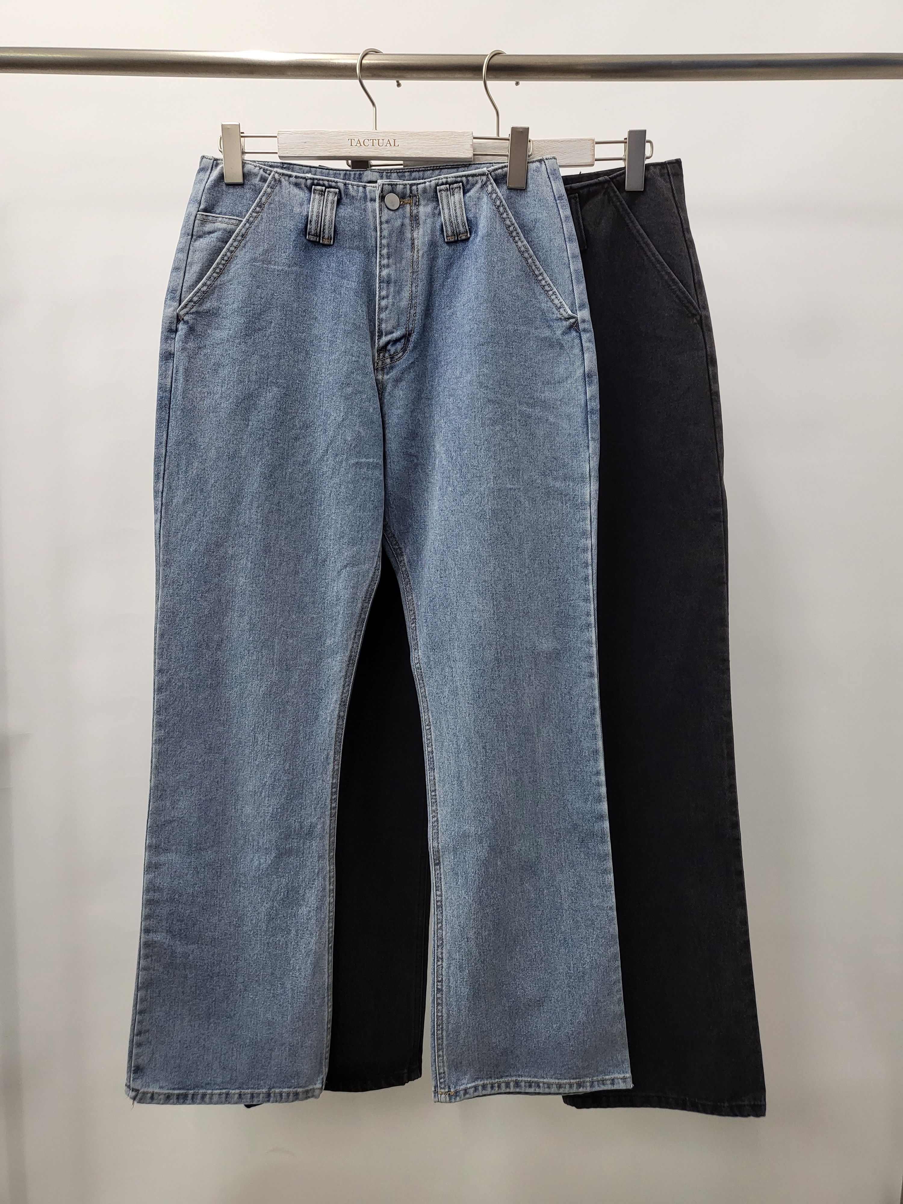 微喇叭牛仔褲 J655