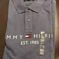 [S] TOMMY HILFIGER MEN'S REGULAR FIT STRETCH LOGO SHORT SLEEVE PIQUE KARRATI,BLUE, 78J6983-422 (STH182)