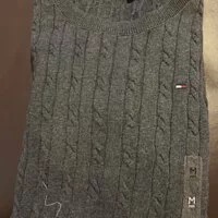 [S] TOMMY HILFIGER WOMEN ROUND NECK SMALL FLAG COTTON CABLE LONG SLEEVE KNIT SWEATER,GREY, 76J3472-021 (STH184)