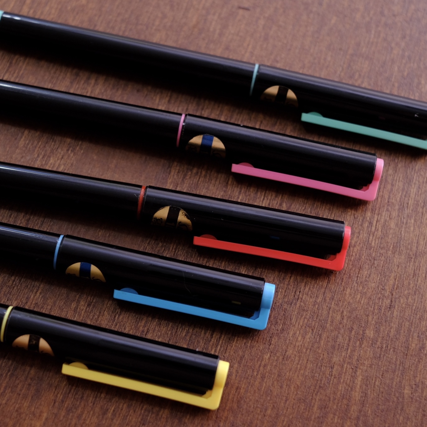 Sailor 寫樂 F4 膠桿鋼筆|絕版筆款 (庫存新品)