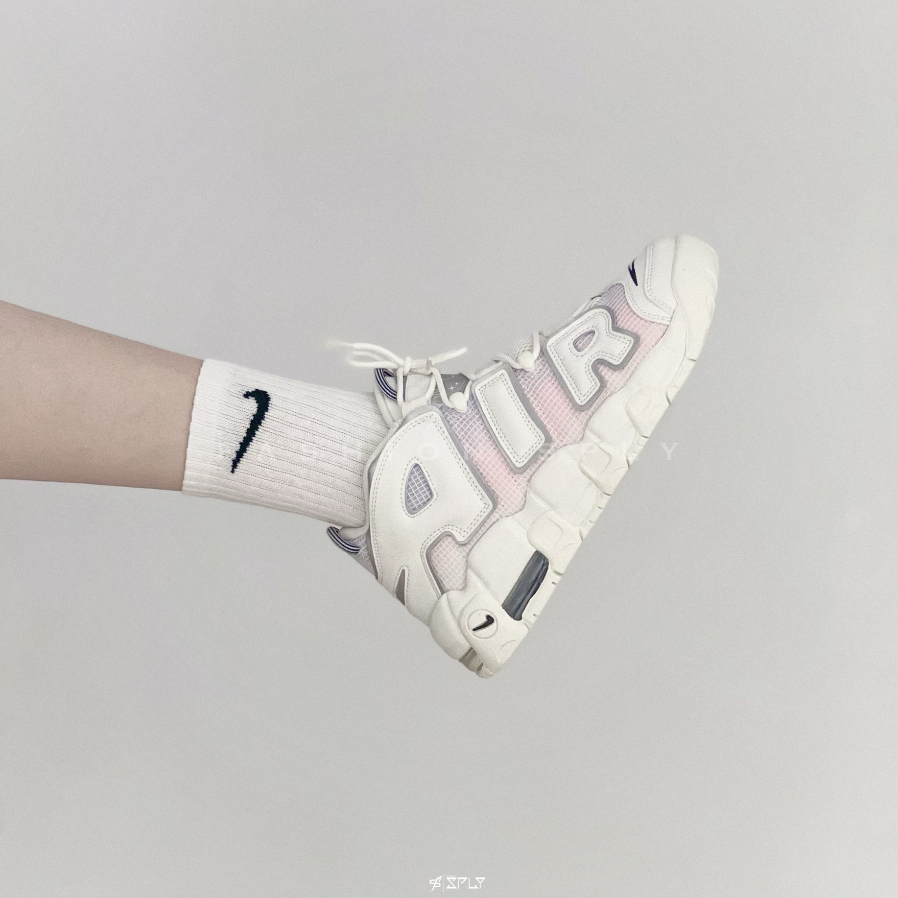 Nike Air More Uptempo 漸層粉紫 DQ0514-100