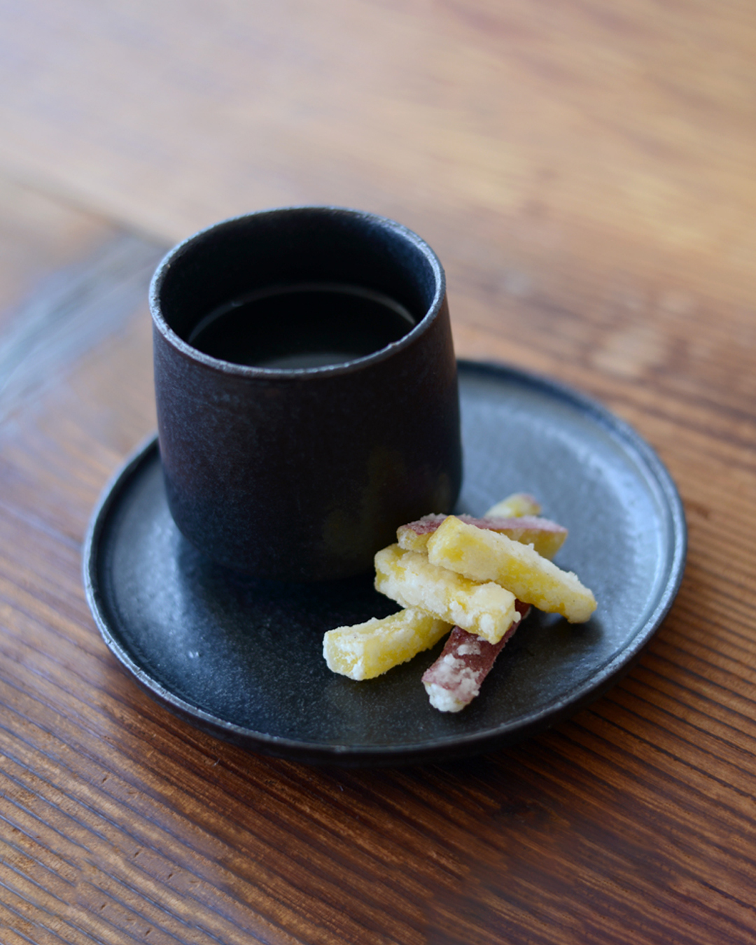 Reposer Tea Cup Black｜studio m'